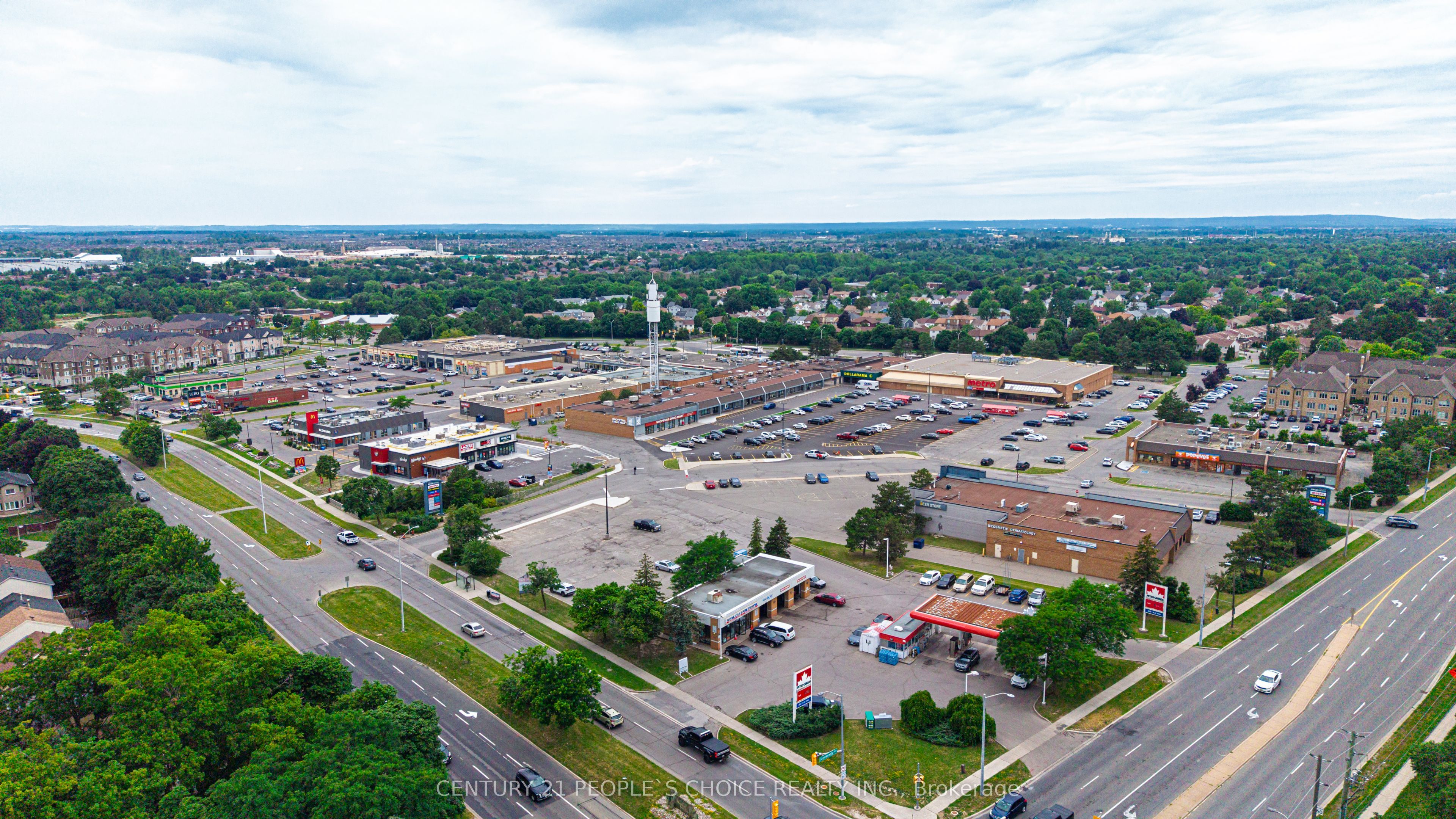 27 Reynier Drive, Brampton, ON L6Z 1L1 photo 2