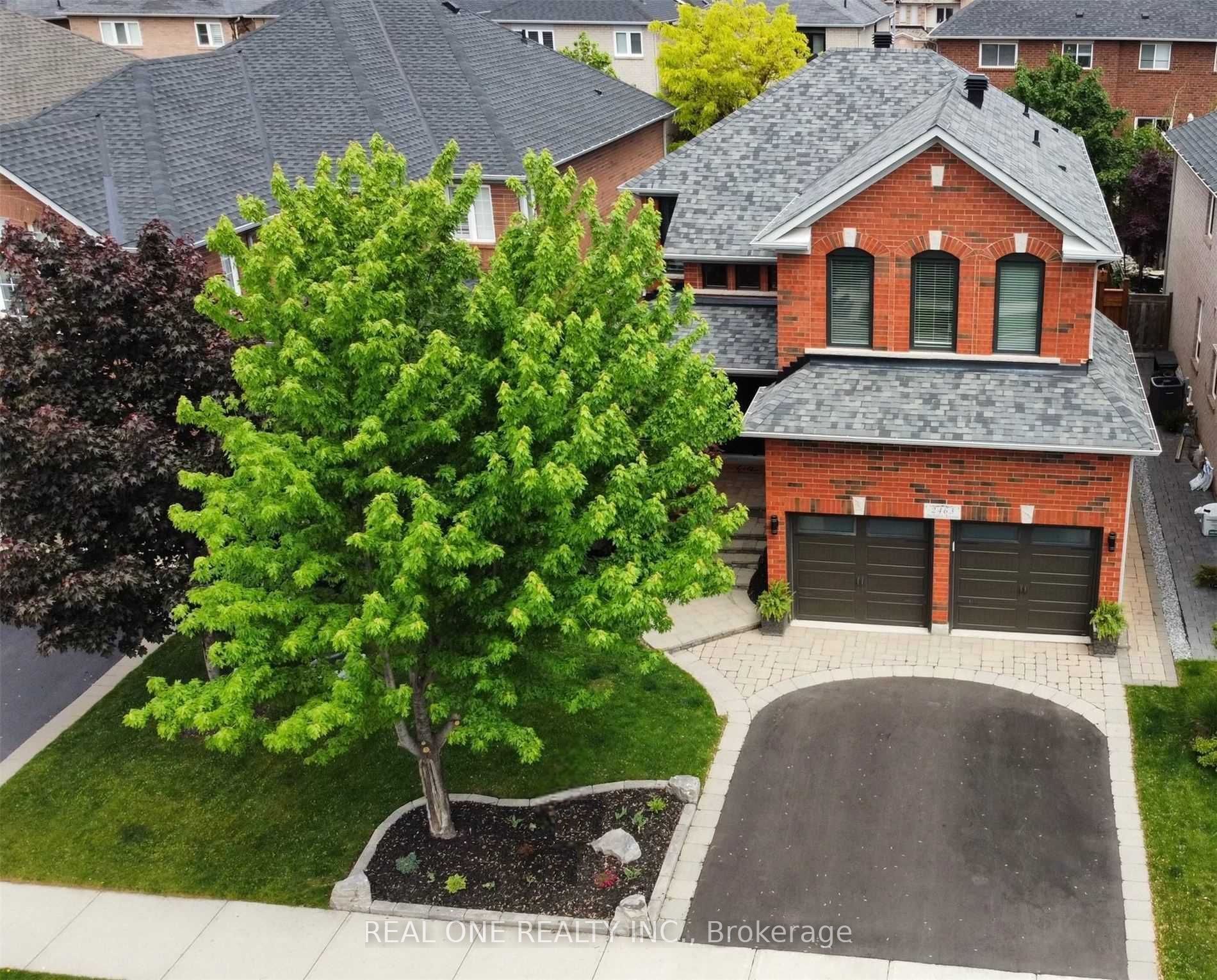 2463 Parkglen Avenue, Oakville, ON L6M 4Y7 photo 2