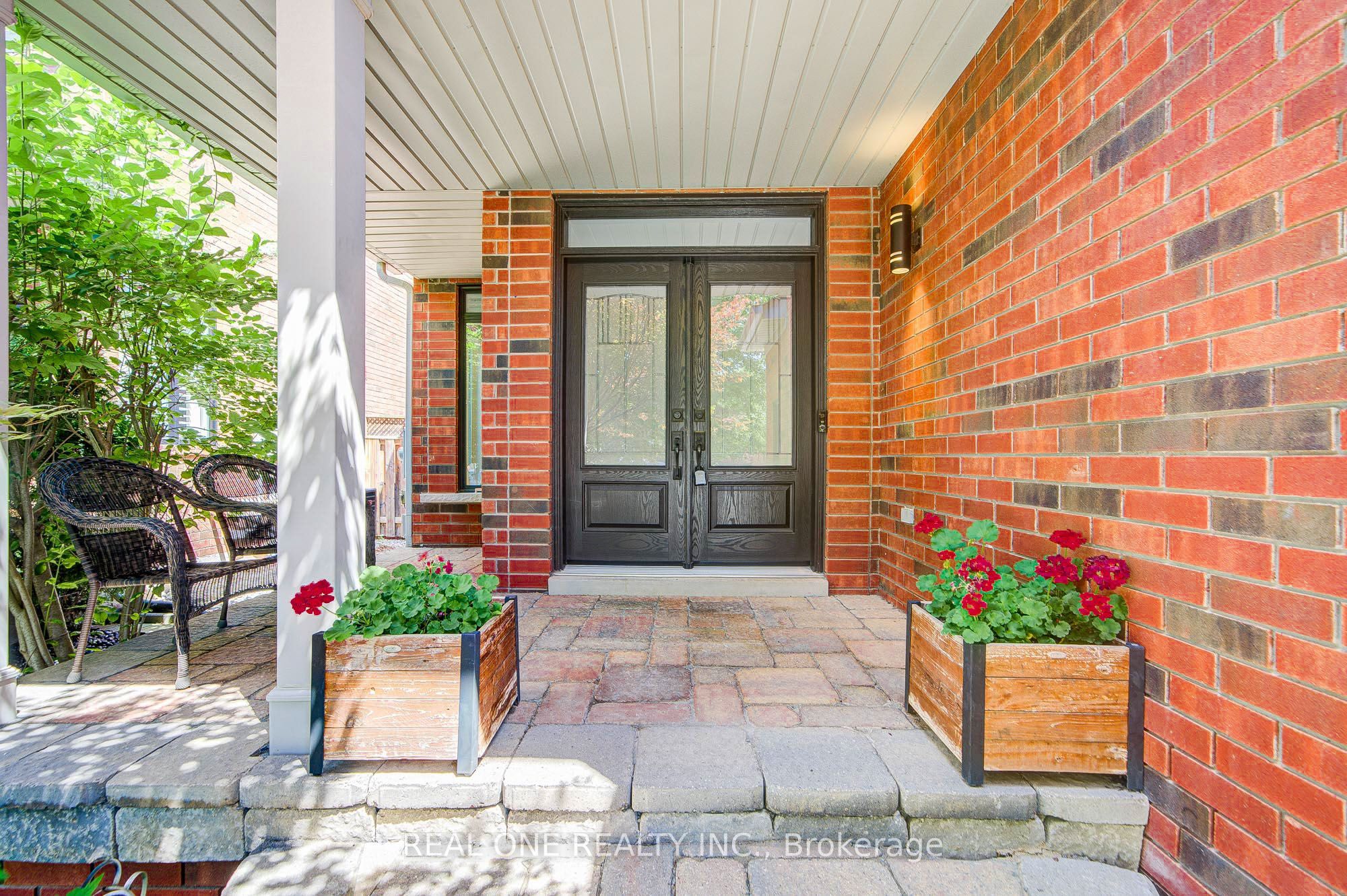 2463 Parkglen Avenue, Oakville, ON L6M 4Y7 photo 3