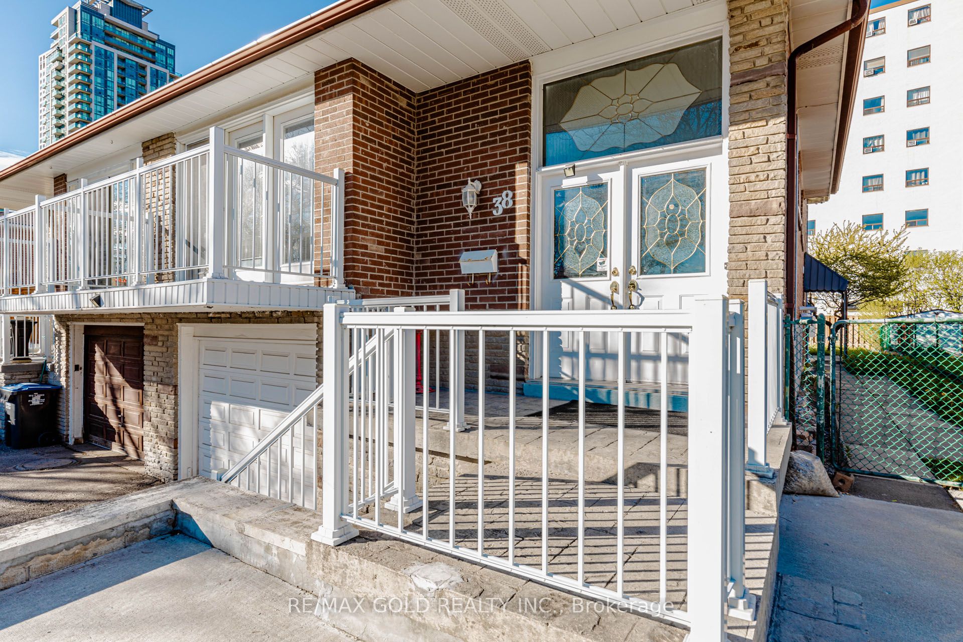 38 Achill Crescent, Mississauga, ON L5B 1L1 photo 5