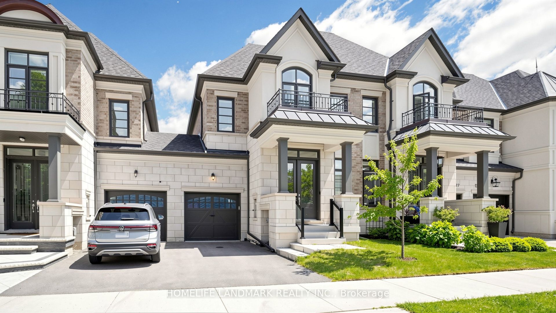 1329 Merton Road, Oakville, ON L6M 5L7 photo 2