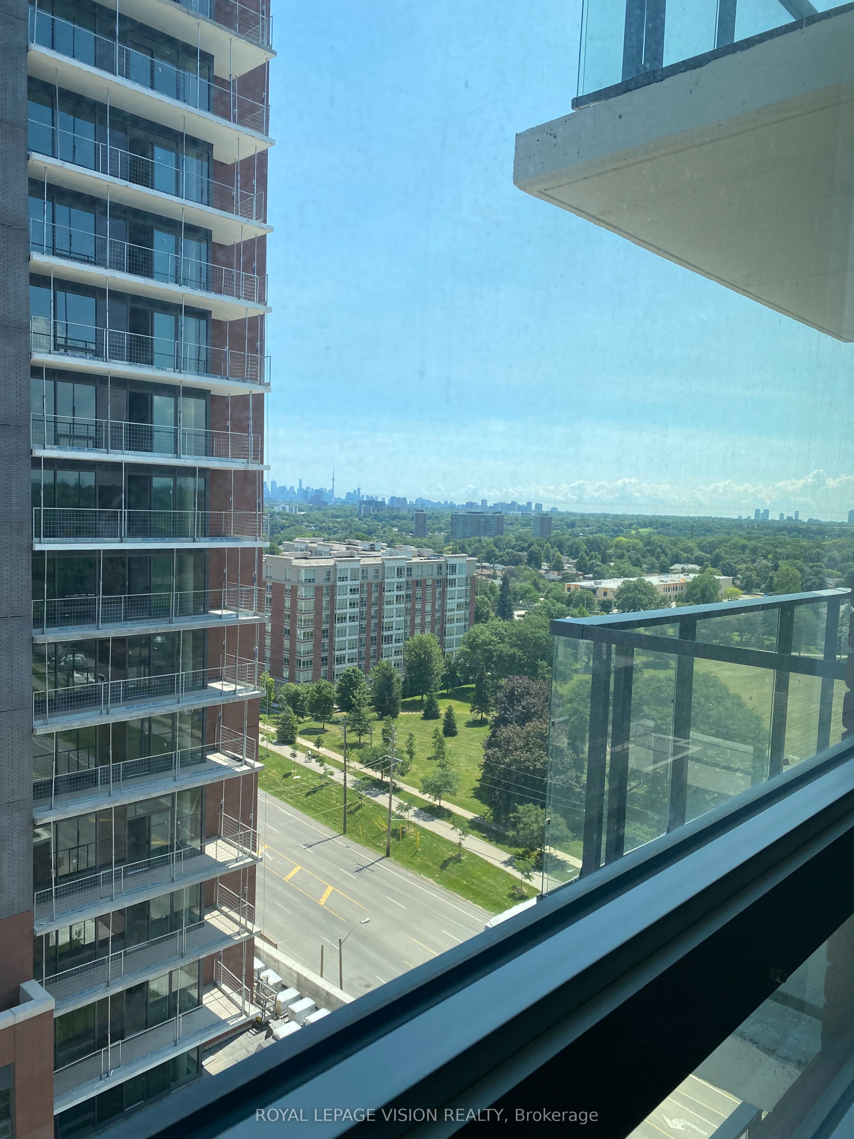 4010 Eglinton Avenue W 1222, Toronto, ON M9A 0G5 photo 4