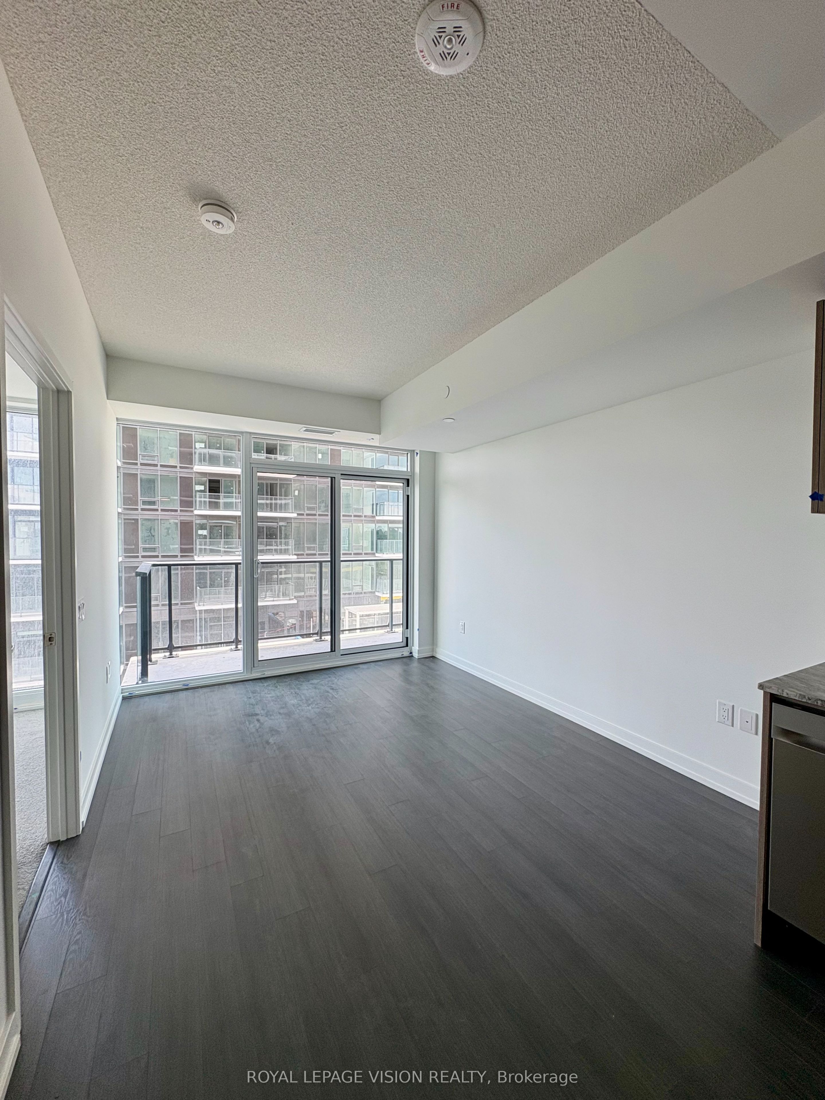 4010 Eglinton Avenue W 1222, Toronto, ON M9A 0G5 photo 5