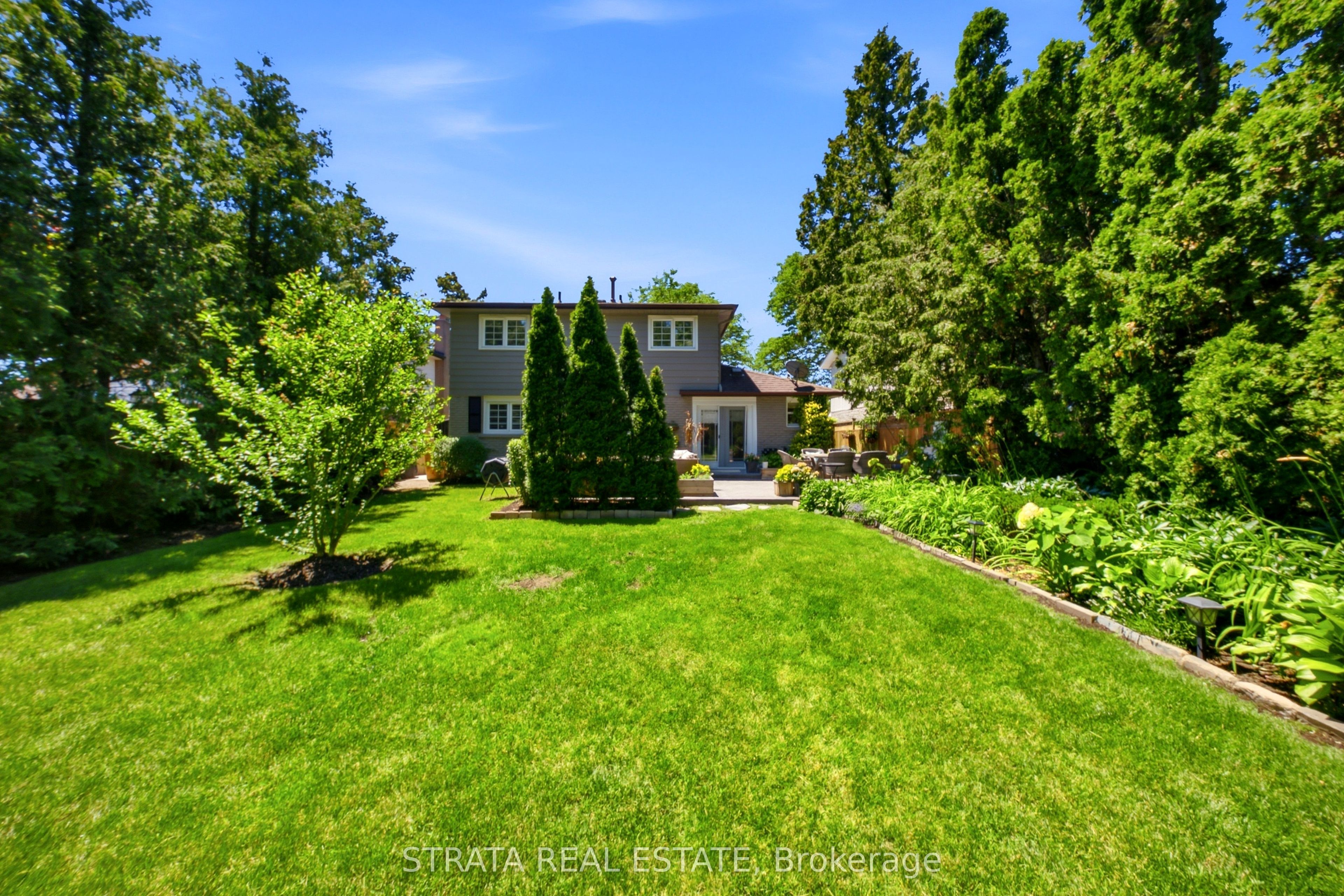 2596 Kinnerton Crescent, Mississauga, ON L5K 2B2 photo 3