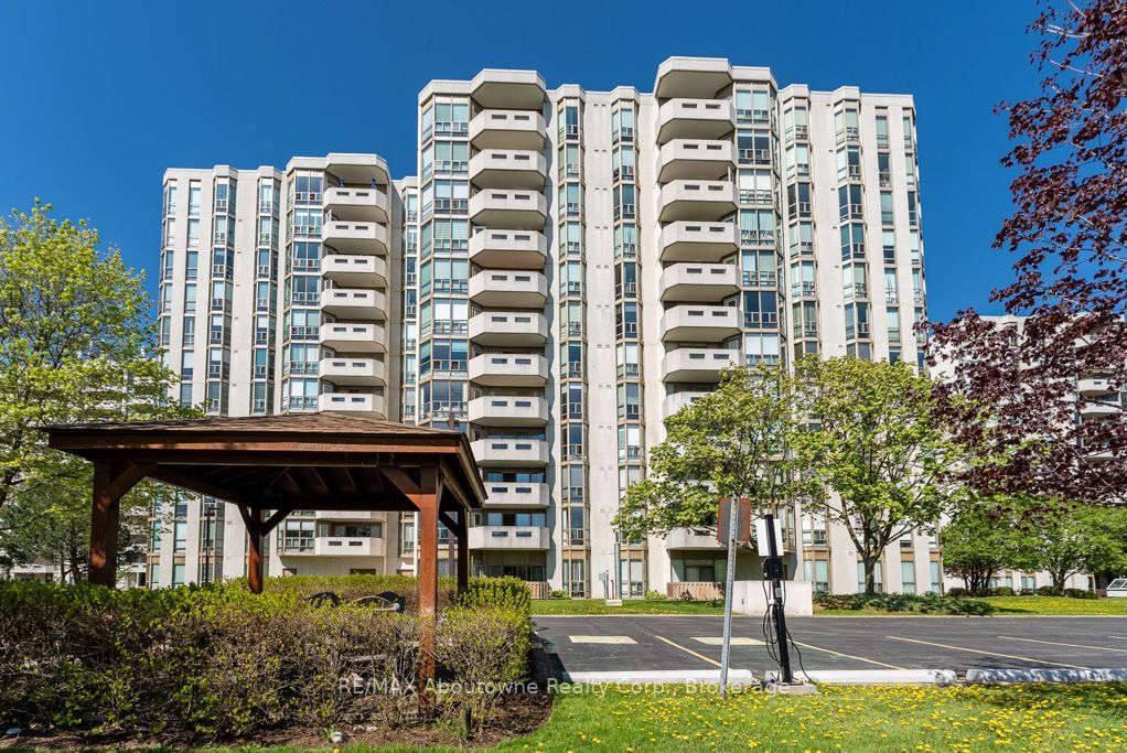 5080 Pinedale Avenue 1006, Burlington, ON L7L 5V7