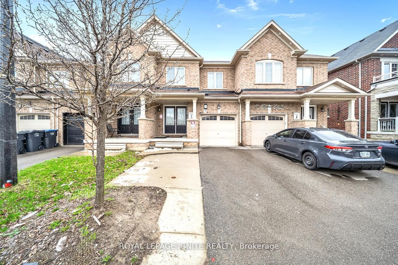 14 Hoover Road, Brampton, ON L7A 4L2 photo 2