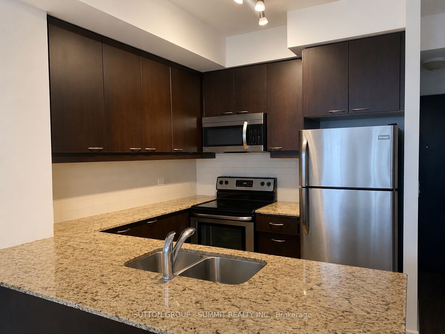 385 PRINCE OF WALES Avenue 2809, Mississauga, ON L5B 0C6 photo 4
