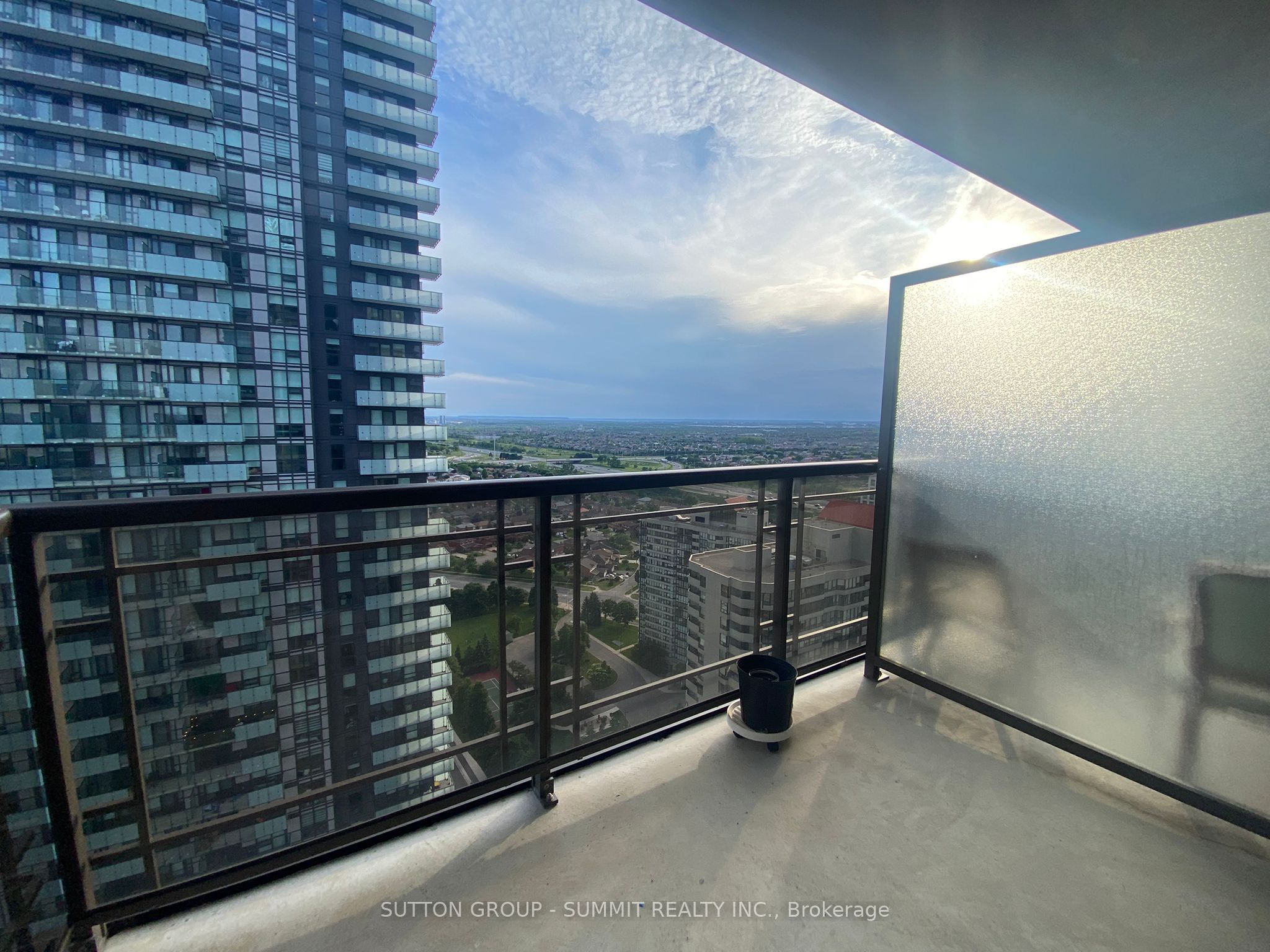 385 PRINCE OF WALES Avenue 2809, Mississauga, ON L5B 0C6 photo 5