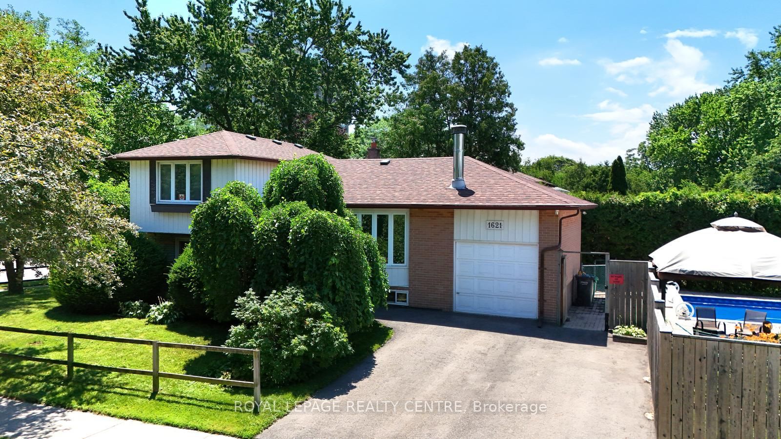 1621 Hobbs Crescent, Mississauga, ON L5J 3S1