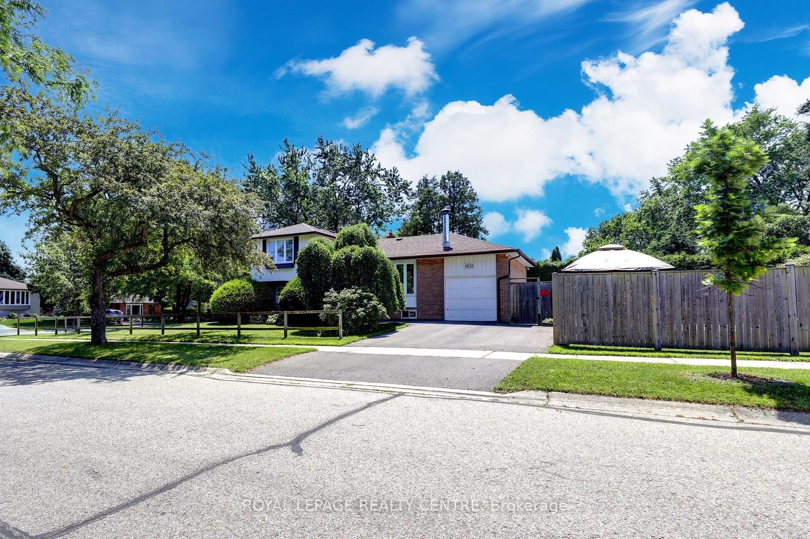 1621 Hobbs Crescent, Mississauga, ON L5J 3S1 photo 5