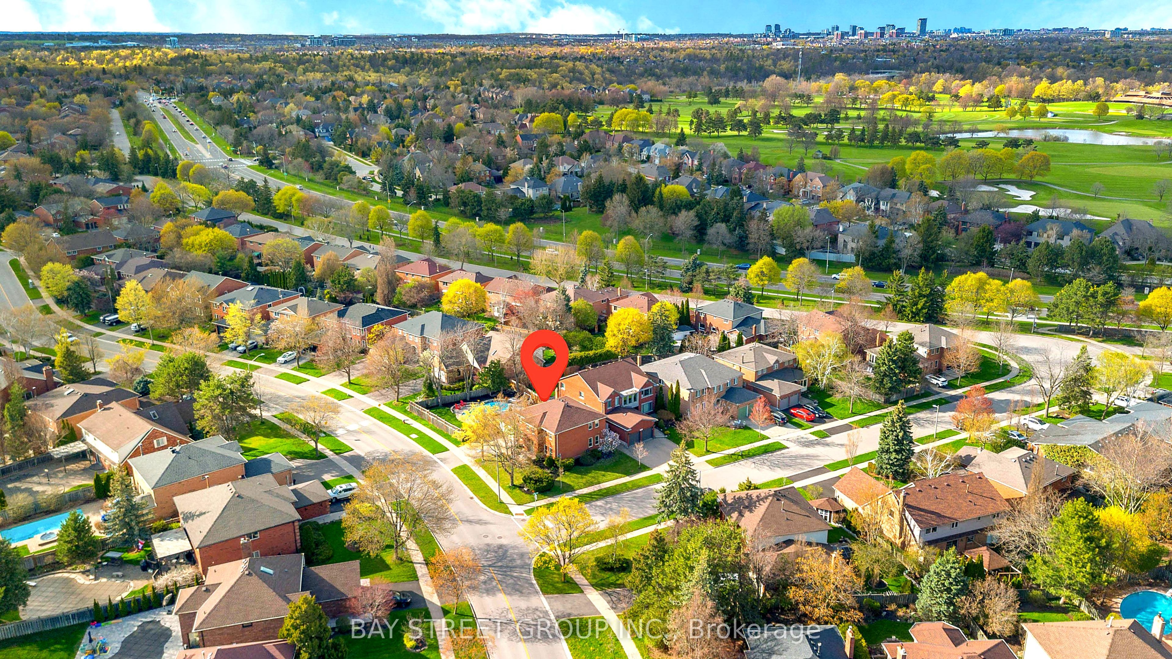 1305 Monks Passage, Oakville, ON L6M 1K6 photo 2