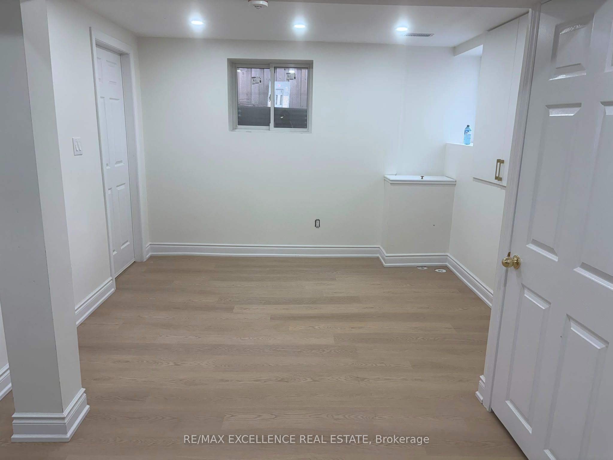 66 Townley Crescent Basement, Brampton, ON L6Z 4S8 photo 2