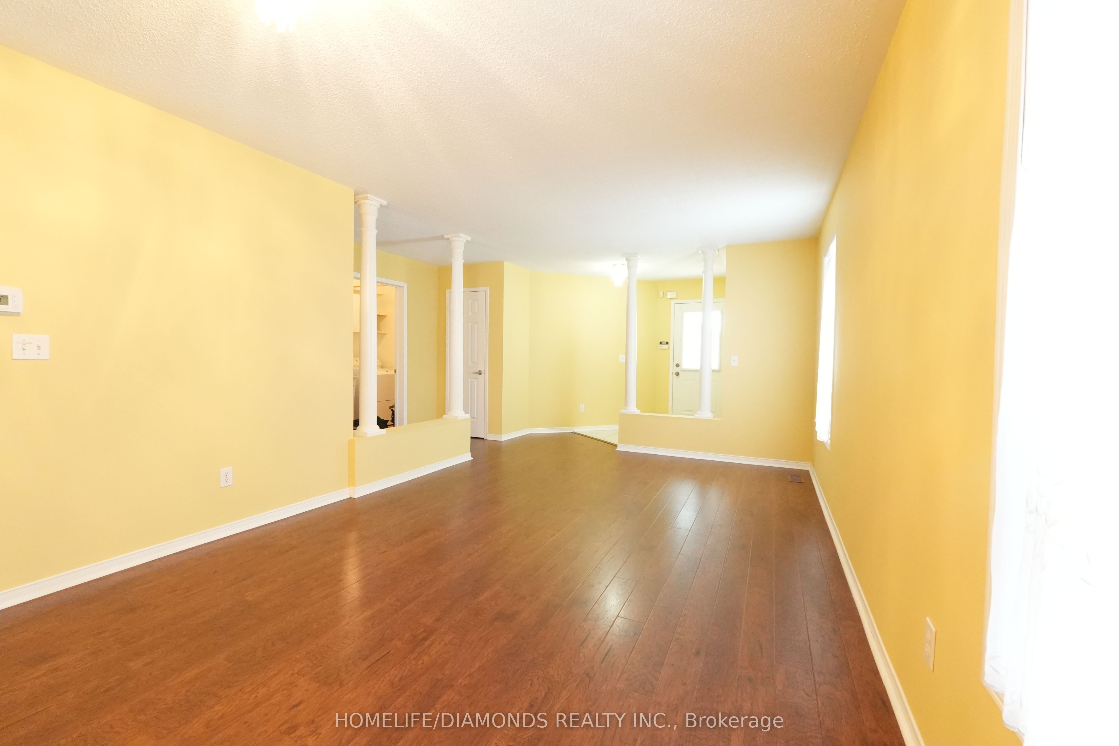 5267 BROOKWOOD Court, Mississauga, ON L5V 2N8 photo 4