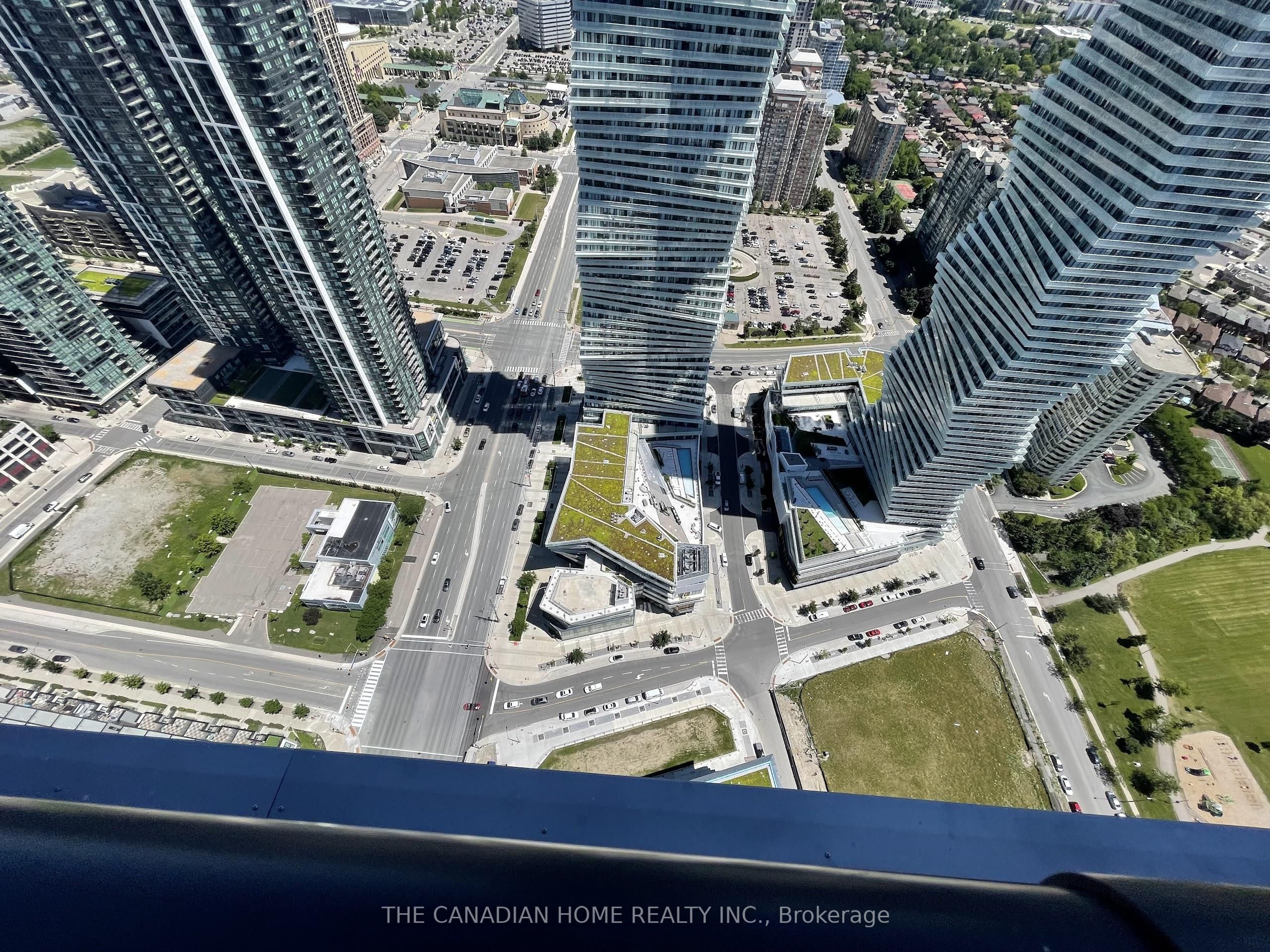 448 Burnhamthorpe Road W 5206, Mississauga, ON L5B 0R4