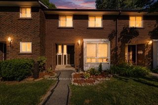 3065 Lenester Drive 46, Mississauga, ON L5C 2B8 photo 2