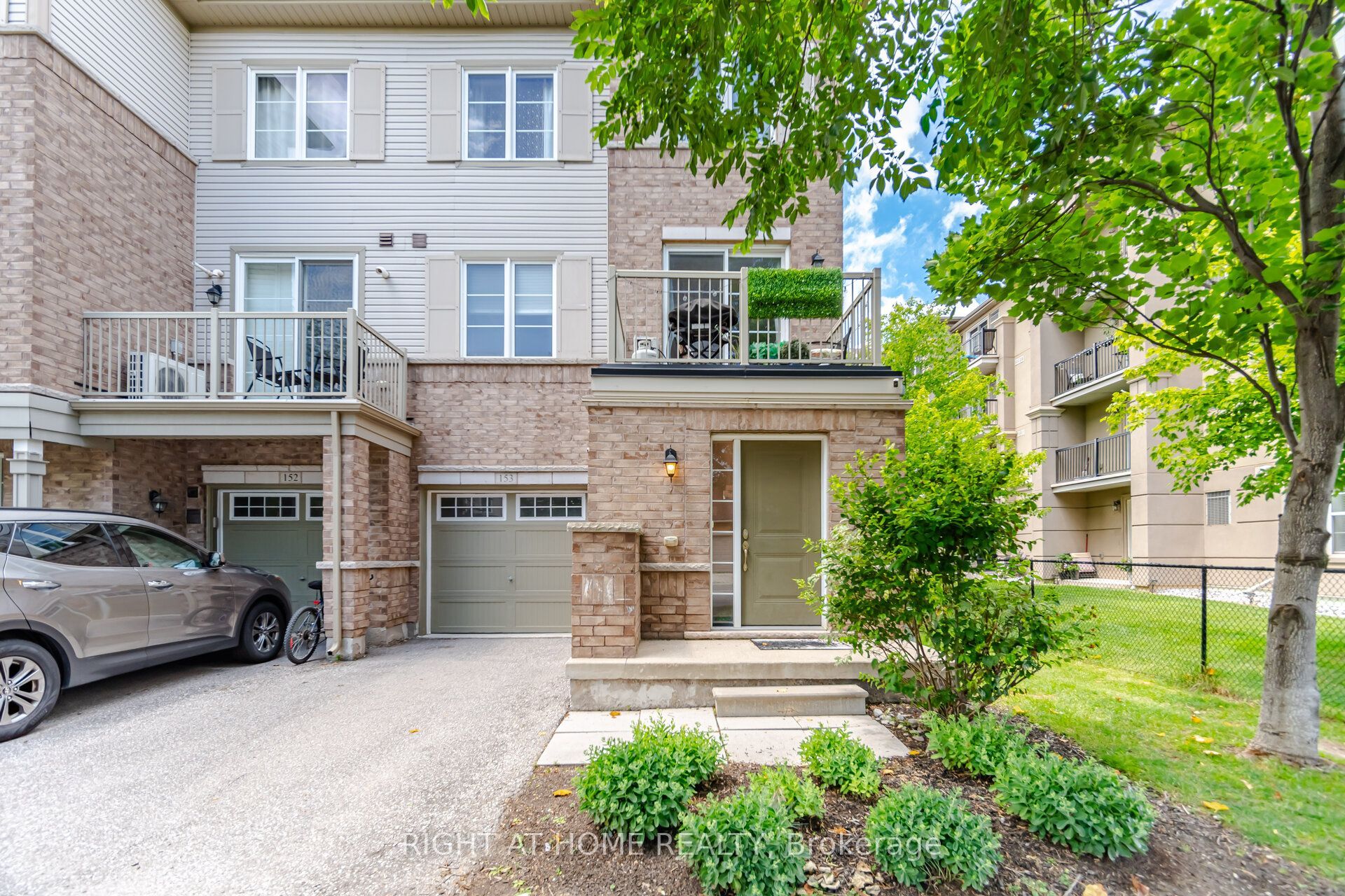 165 Hampshire Way 153, Milton, ON L9T 8M7 photo 2