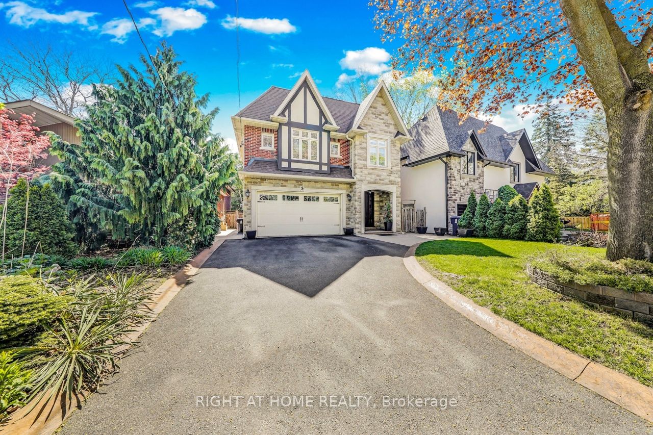 3 Westrose Avenue, Toronto, ON M8X 1Z9 photo 3