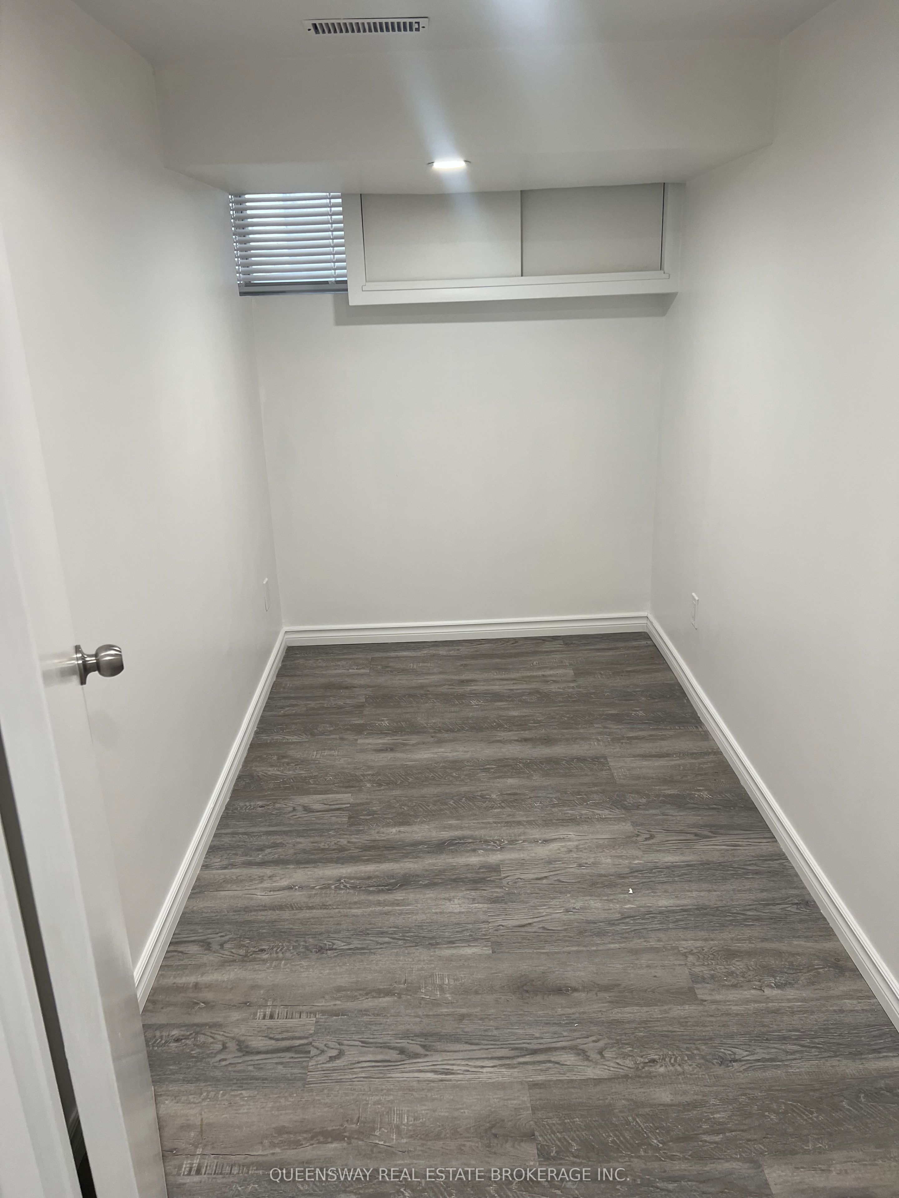 1389 Lansdowne Avenue, Toronto, ON M6H 3Z9 photo 4