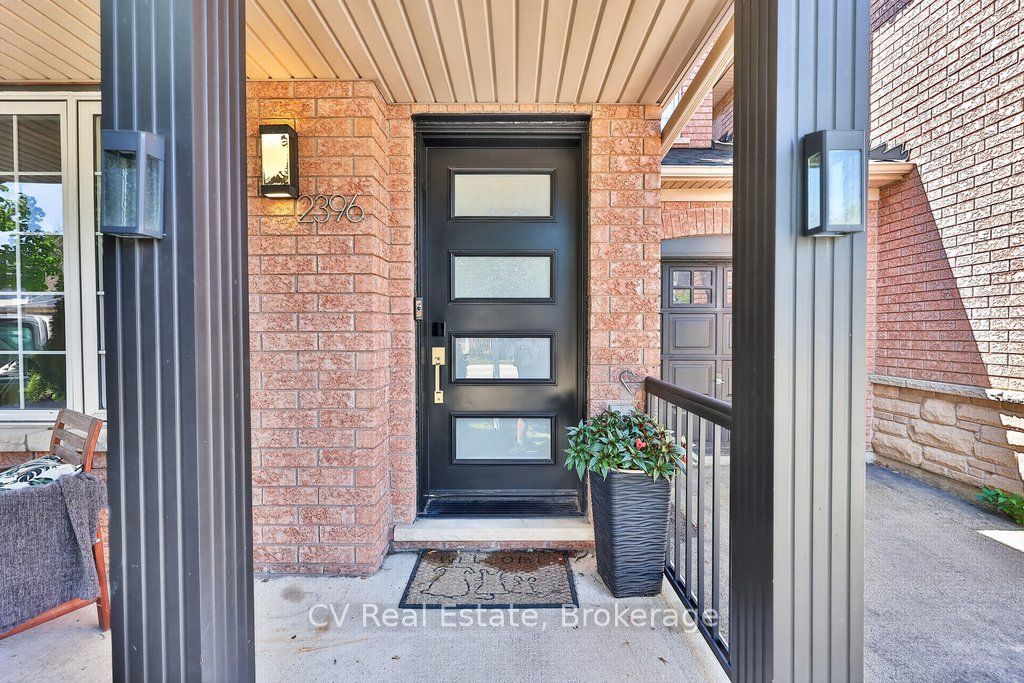 2396 Emerson Drive, Burlington, ON L7L 7M4 photo 2