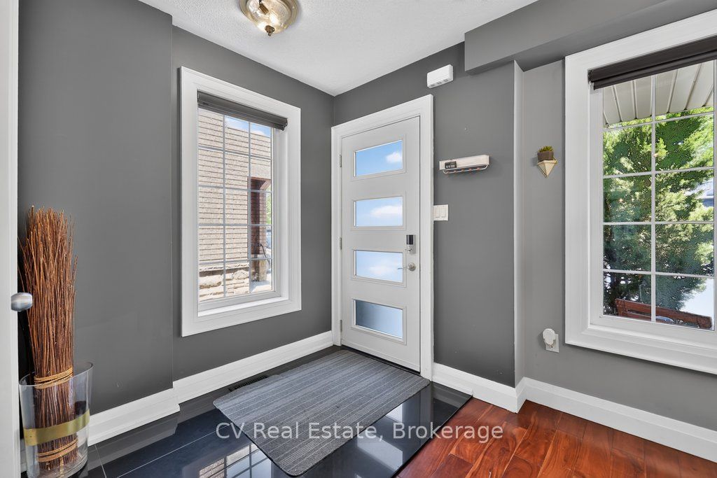 2396 Emerson Drive, Burlington, ON L7L 7M4 photo 4
