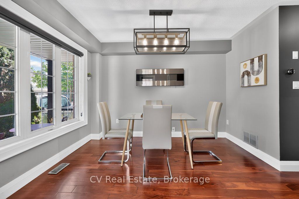 2396 Emerson Drive, Burlington, ON L7L 7M4 photo 5