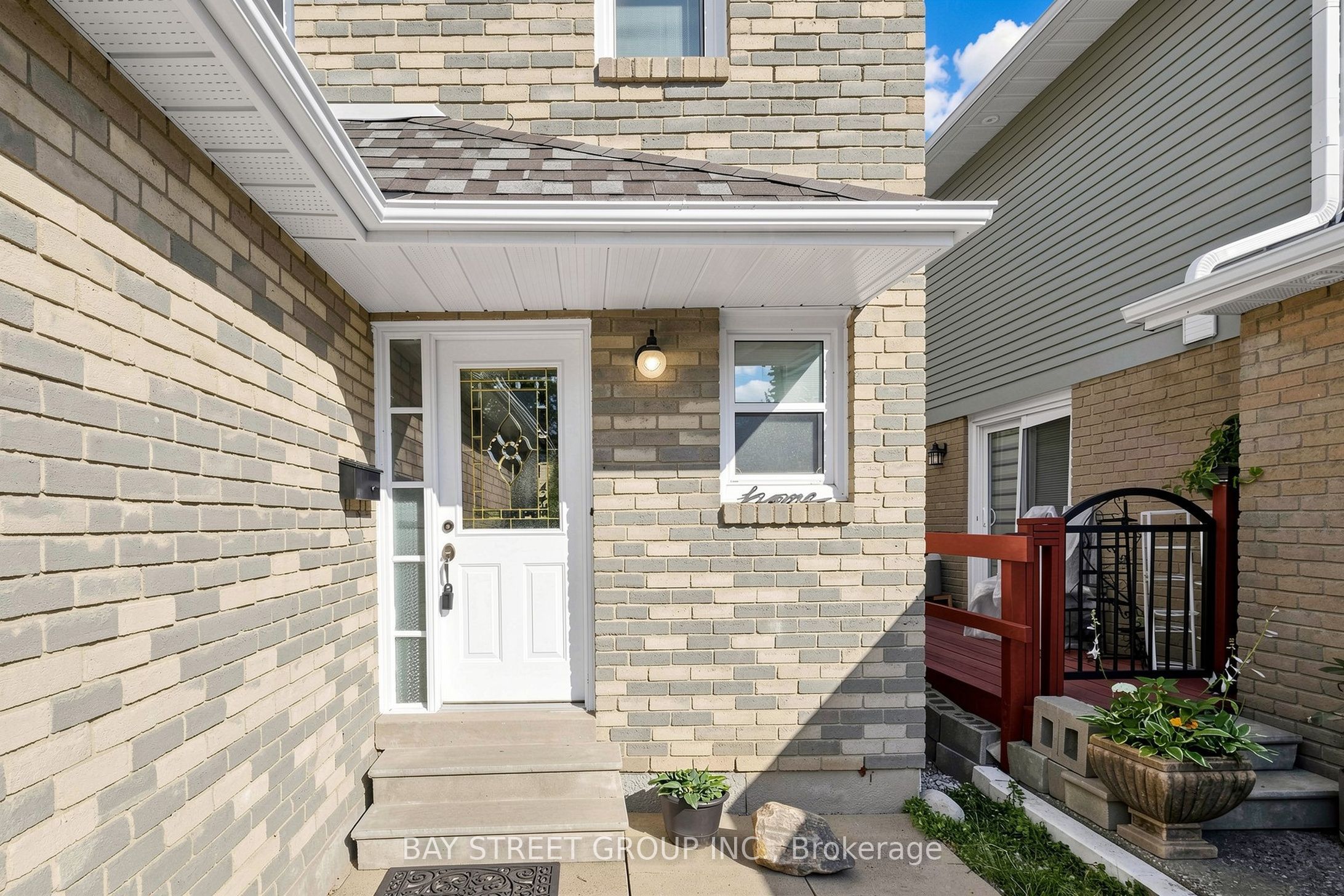 10 Peelton Heights Road, Brampton, ON L6Y 2J2 photo 3