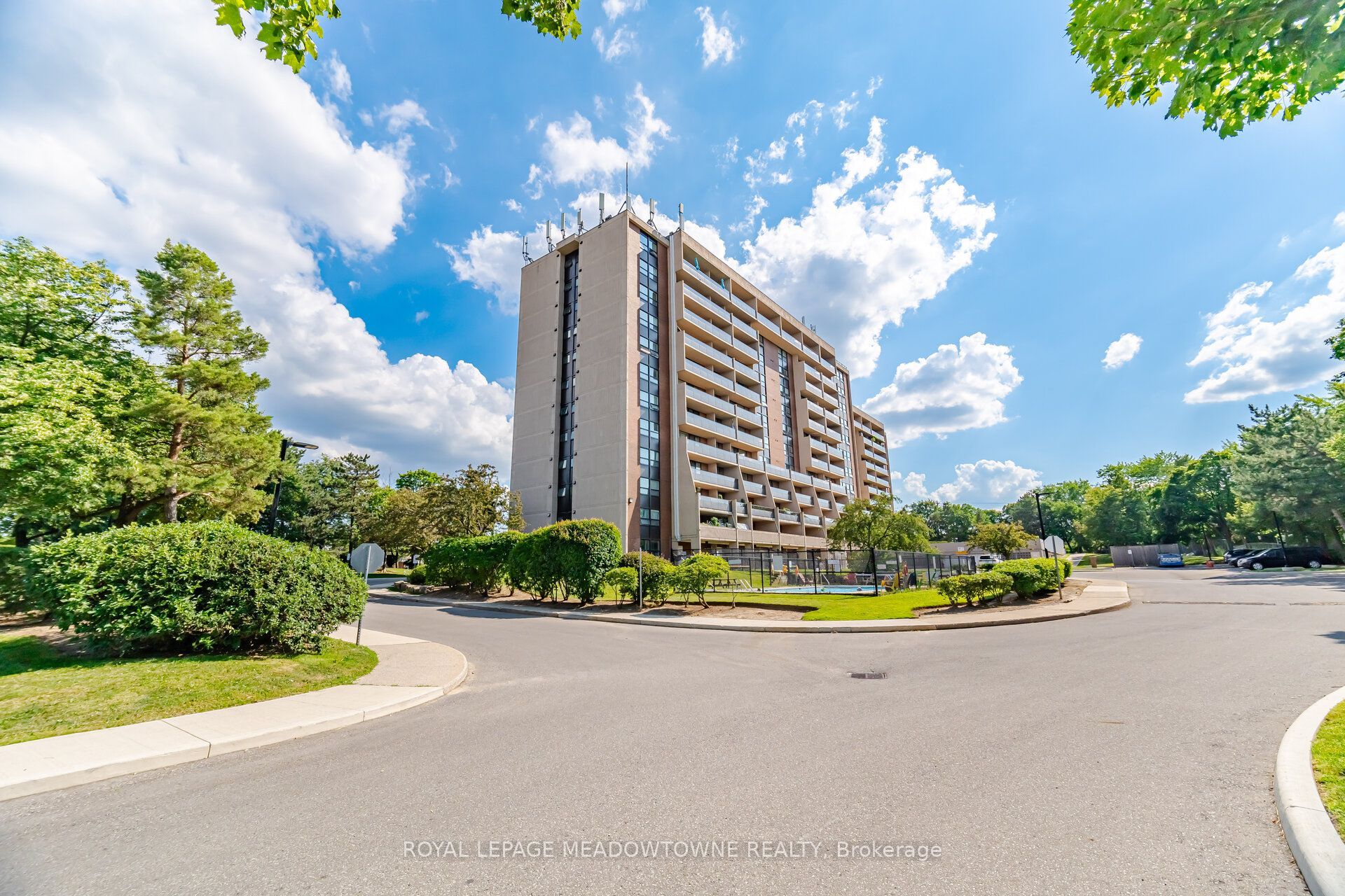 2929 Aquitaine Avenue 501, Mississauga, ON L5N 2C7 photo 5