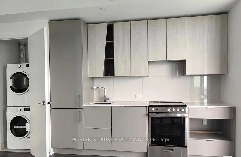 3883 Quartz Road 3409, Mississauga, ON L5B 4M6 photo 3