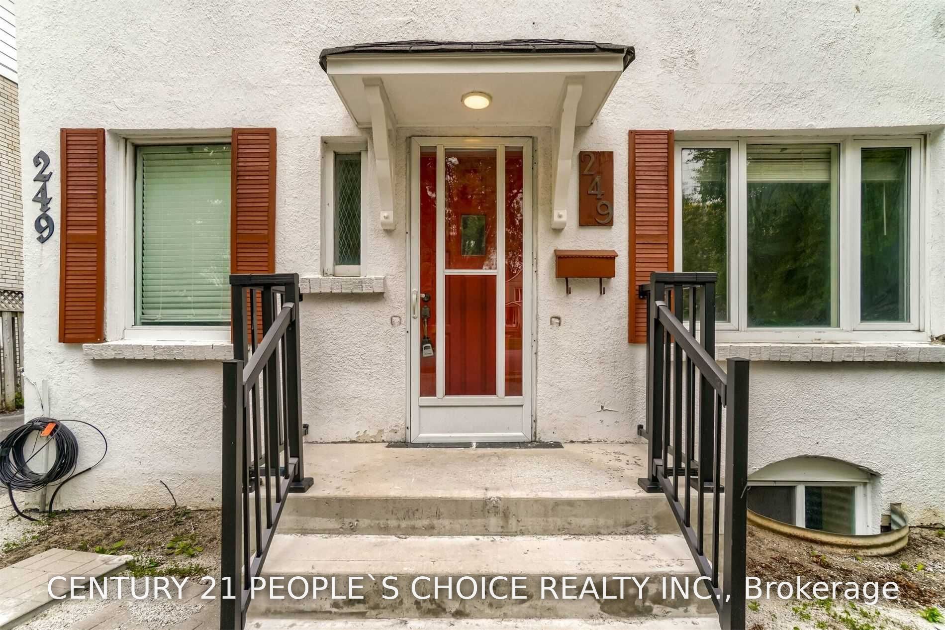 249 Burnhamthorpe Road -Main, Toronto, ON M9B 1Z6 photo 2