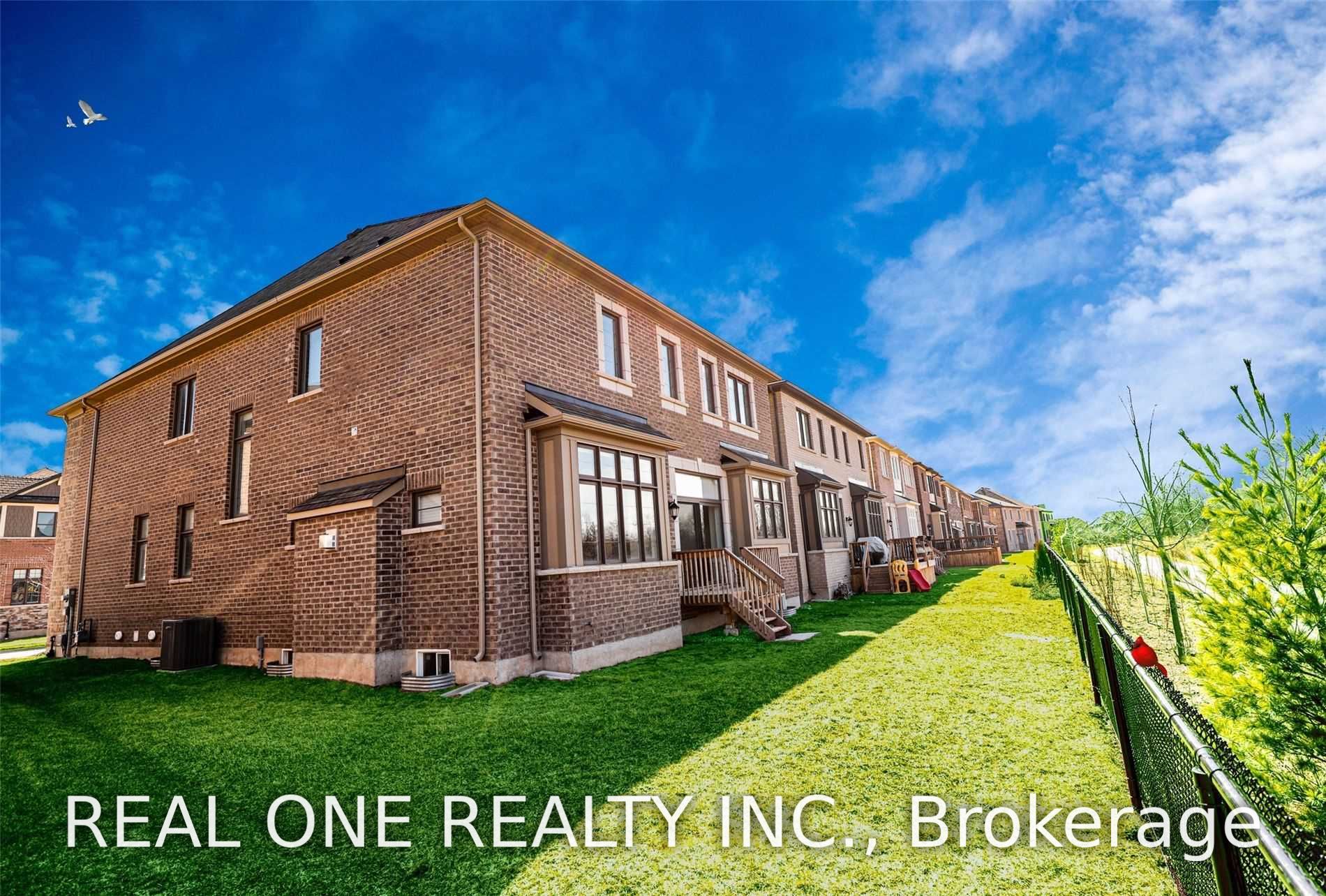 3306 Charles Biggar Drive, Oakville, ON L6M 0N3 photo 4
