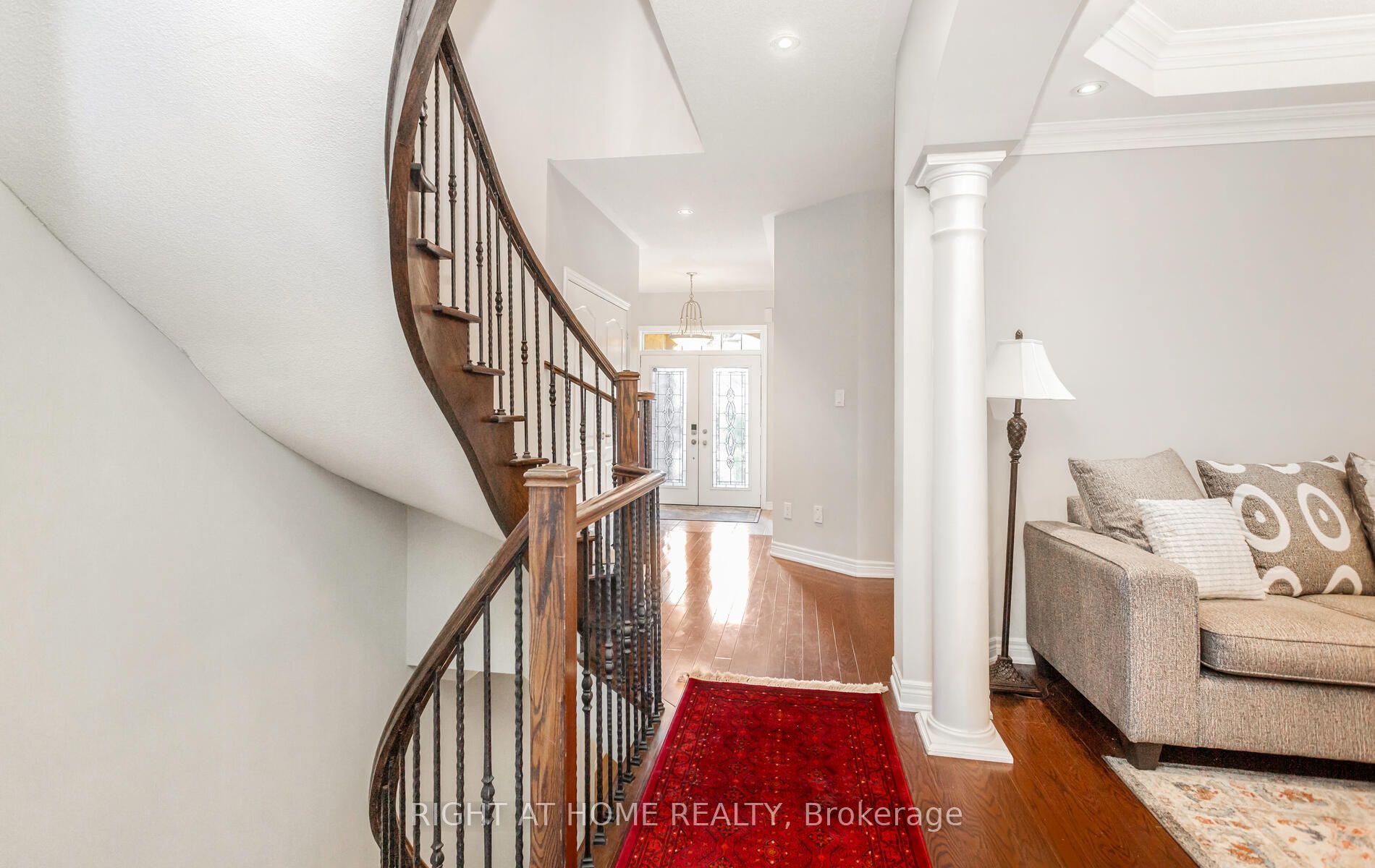 2419 Wasaga Drive, Oakville, ON L6H 0B8 photo 4
