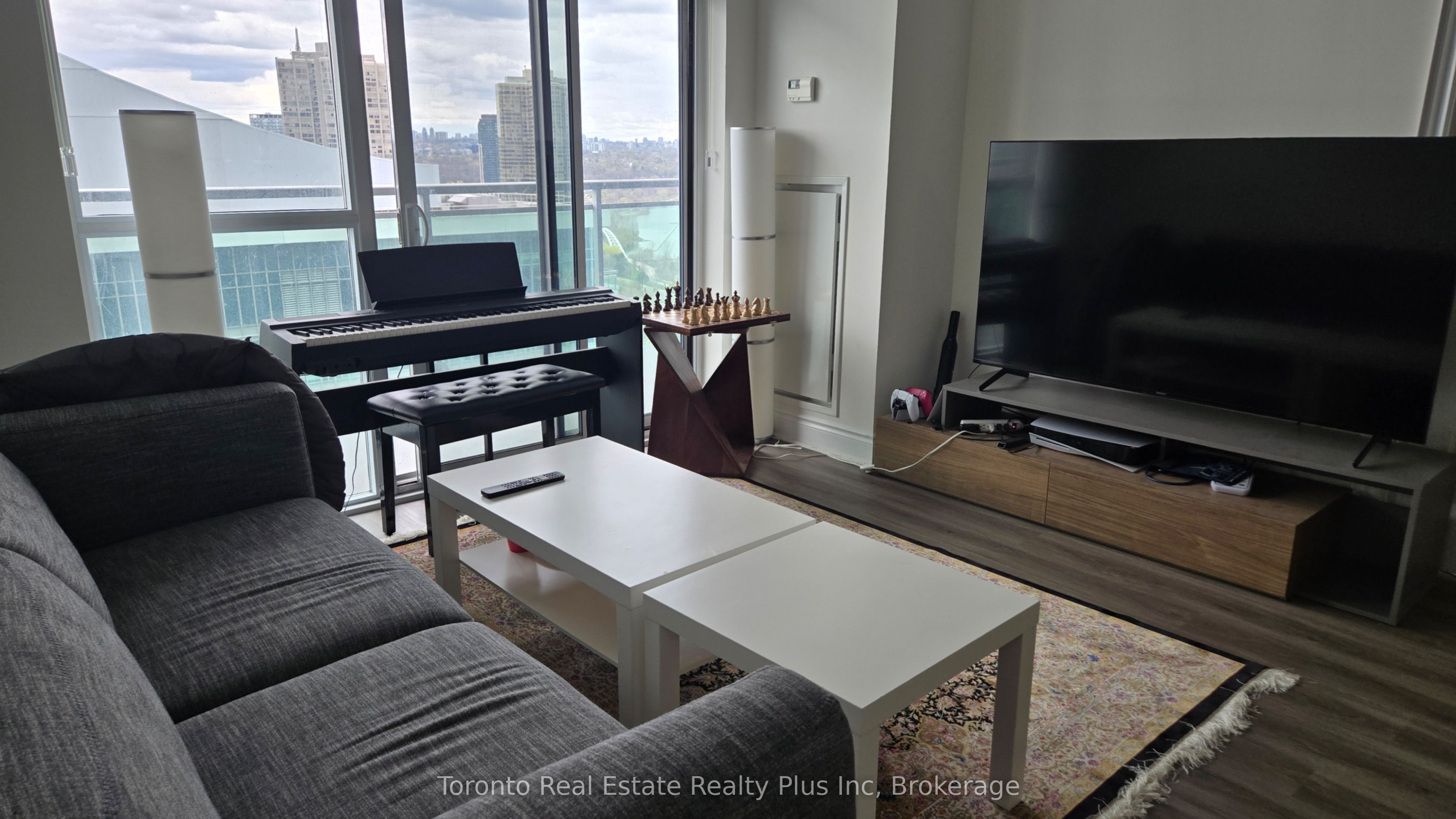 16 Brookers Lane 2804, Toronto, ON M8V 1A1 photo 3