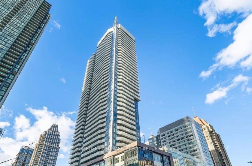 4065 Confederation Parkway 1810, Mississauga, ON L5B 0L4