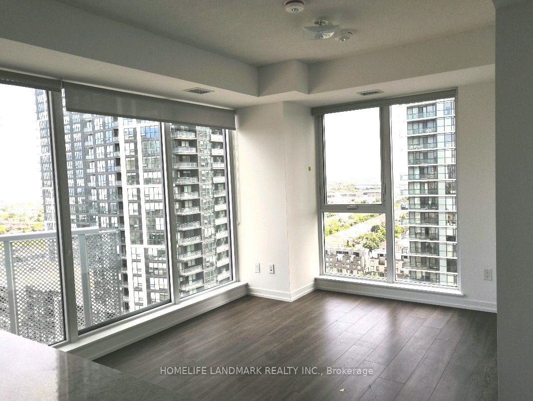 4065 Confederation Parkway 1810, Mississauga, ON L5B 0L4 photo 4
