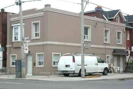 746 Lansdowne Avenue Bsmt, Toronto, ON M6H 3Y8 photo 2