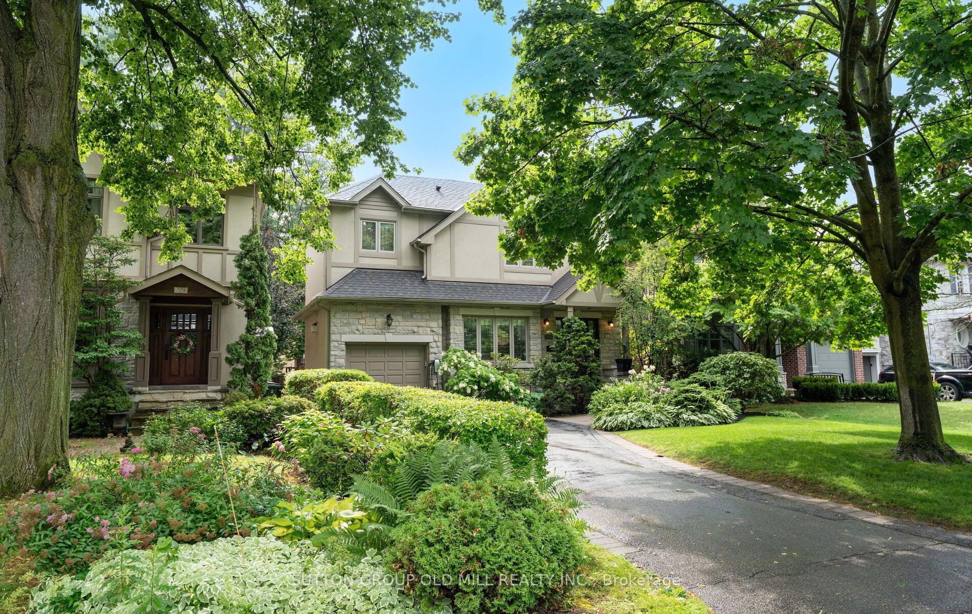 162 Brentwood Road N, Toronto, ON M8X 2C9 photo 3