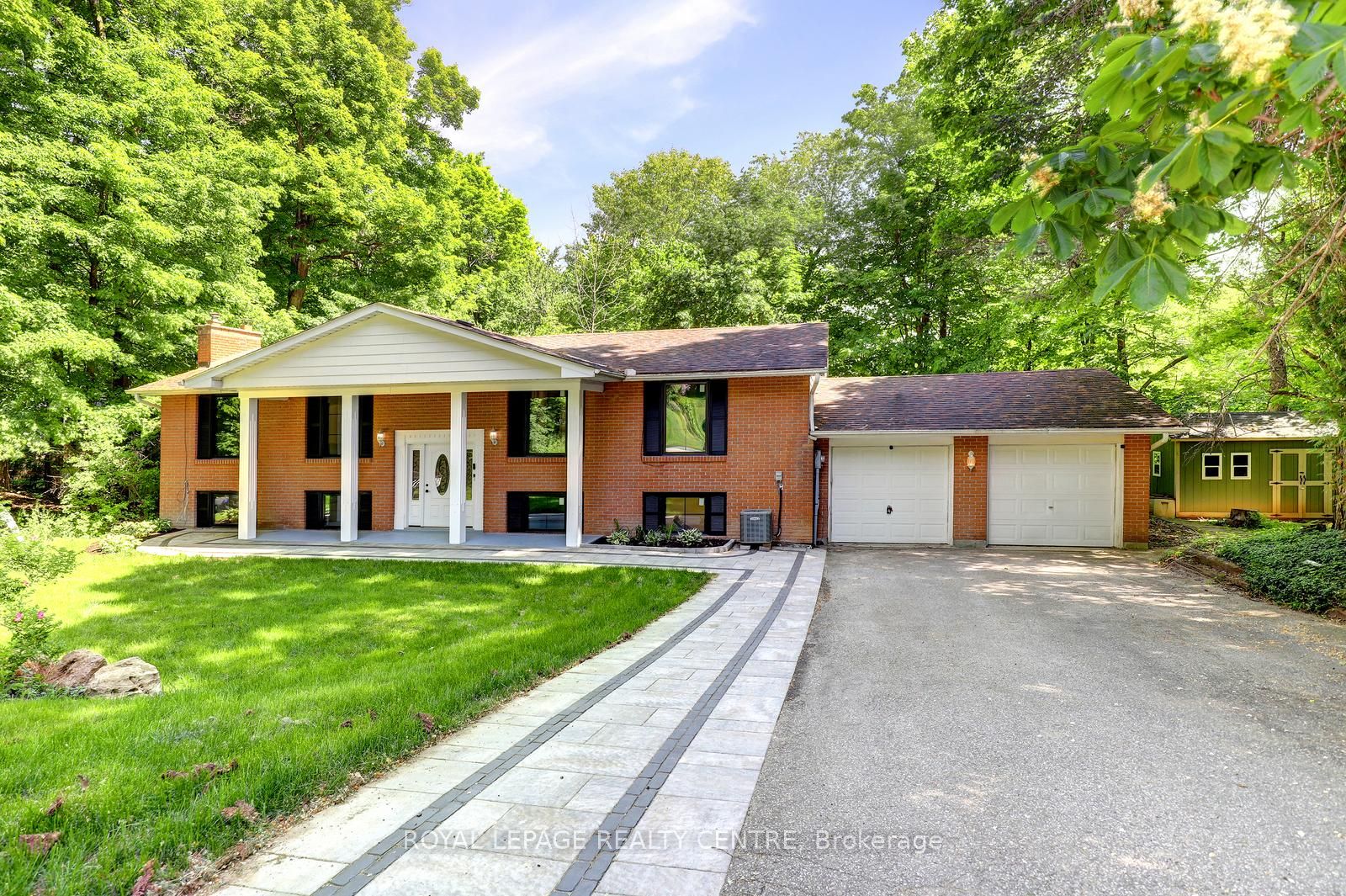 69 Glenda Jane Drive, Milton, ON L0P 1B0