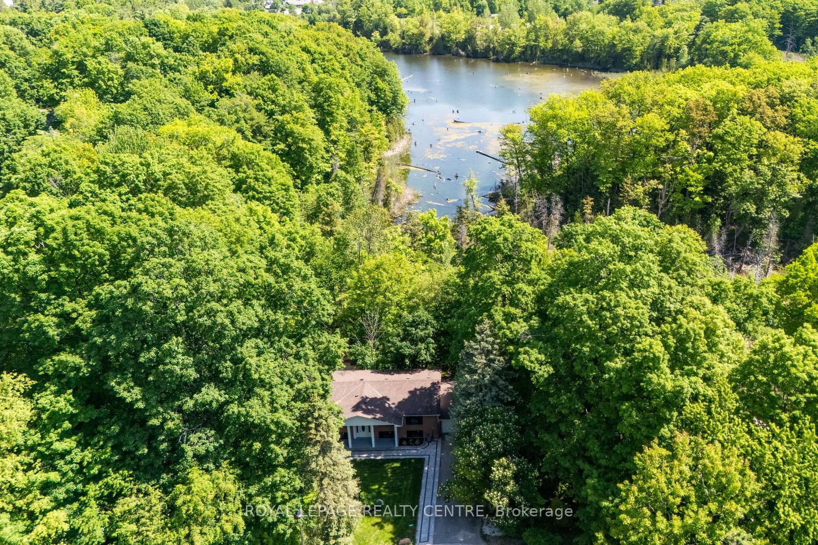 69 Glenda Jane Drive, Milton, ON L0P 1B0 photo 2