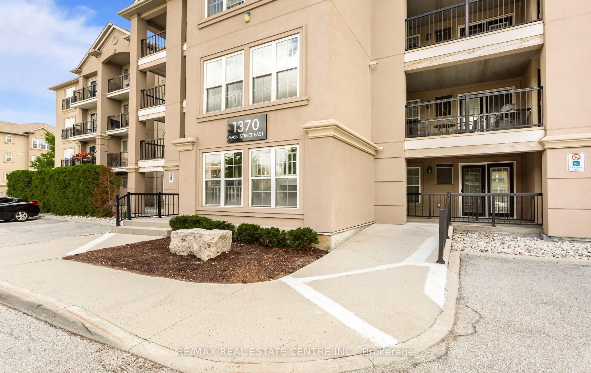 1370 Main Street E 205, Milton, ON L9T 7S8 photo 4