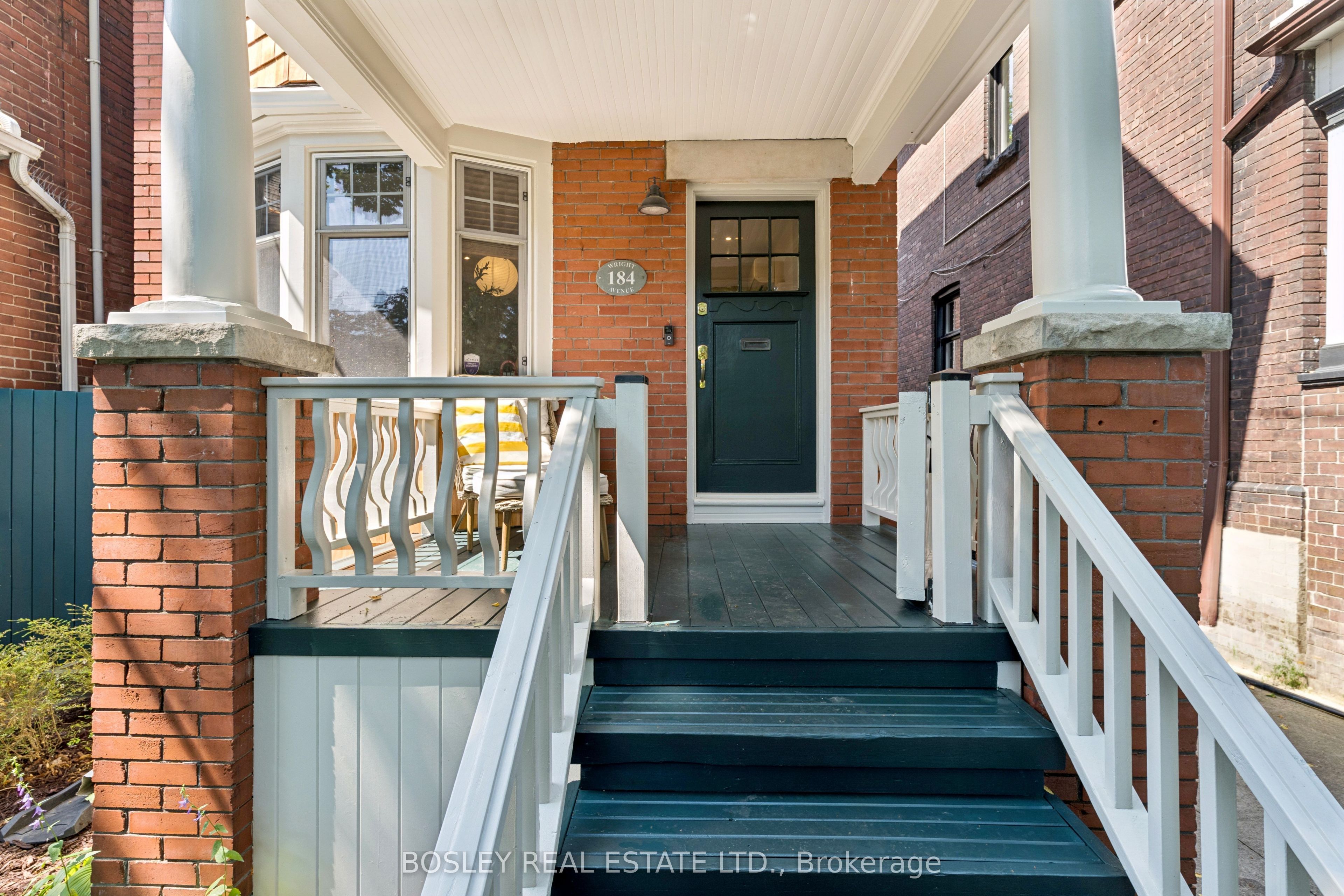 184 Wright Avenue, Toronto, ON M6R 1L2 photo 2