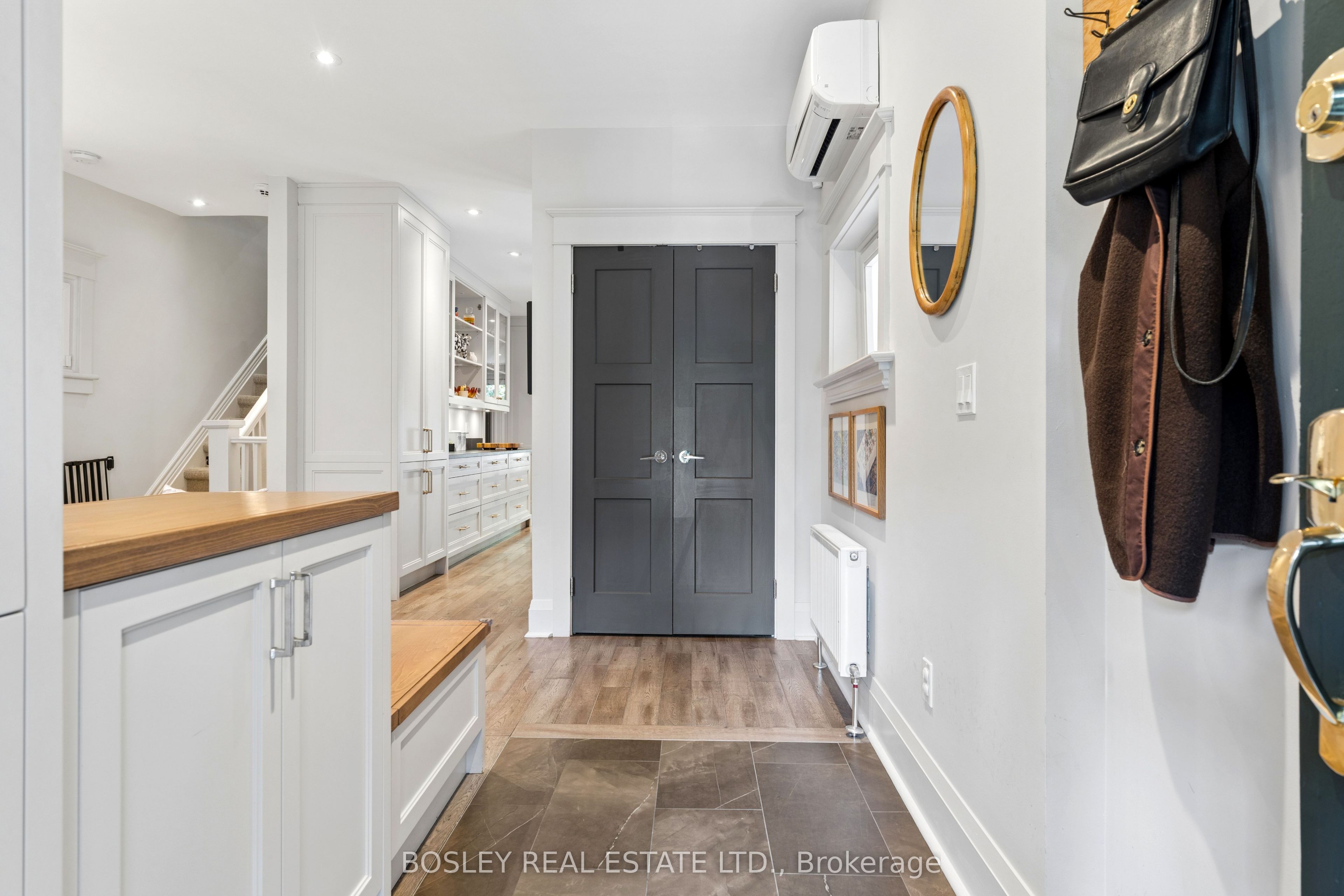 184 Wright Avenue, Toronto, ON M6R 1L2 photo 4