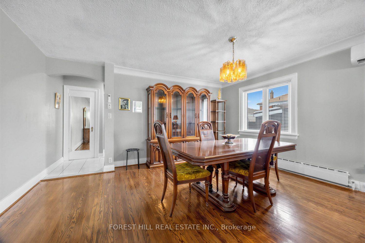 101 Holwood Avenue, Toronto, ON M6M 1P7 photo 4