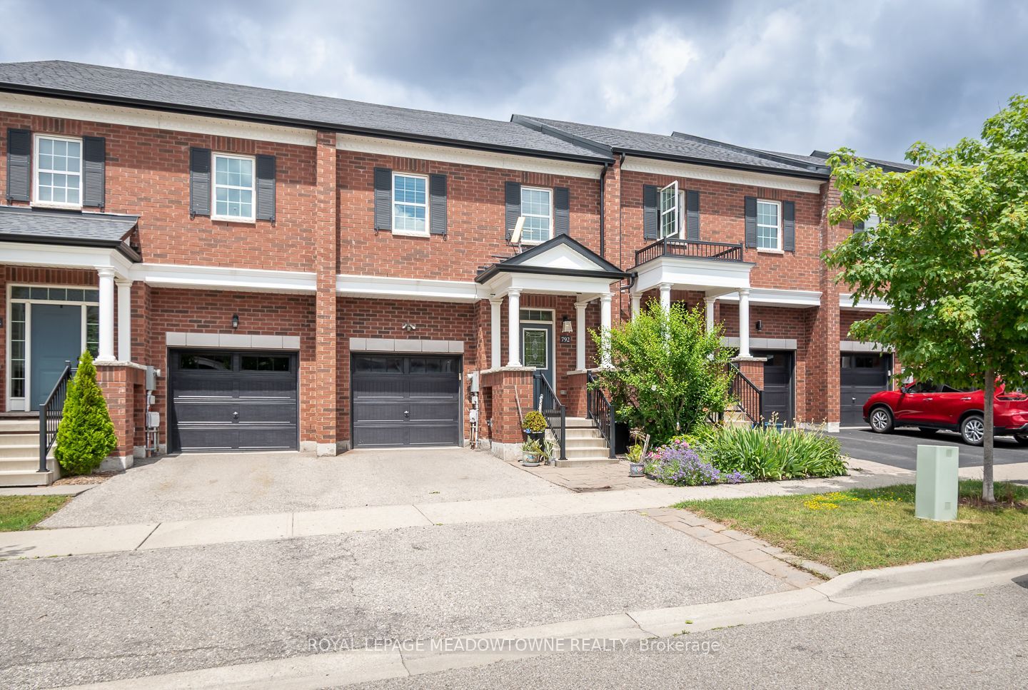 792 Banks Crescent, Milton, ON L9T 9A3