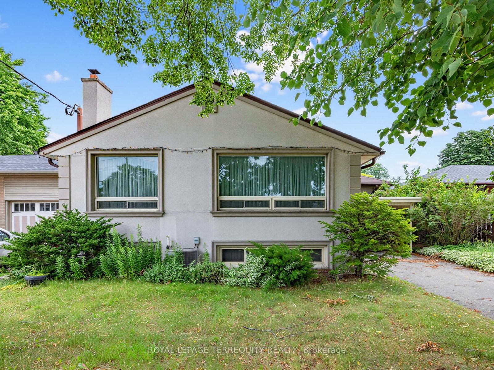 359 Renforth Drive, Toronto, ON M9C 2L8 photo 4