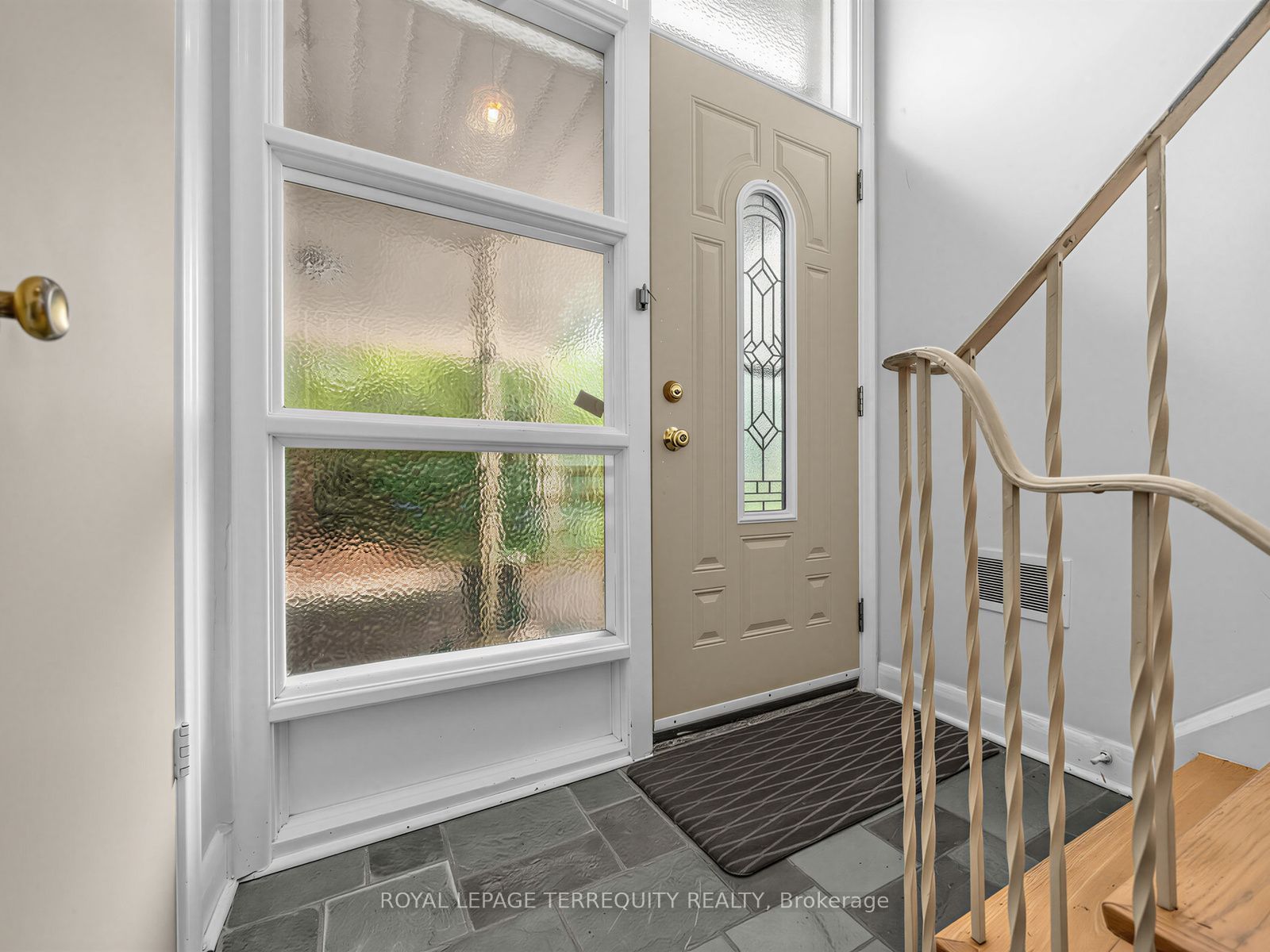 359 Renforth Drive, Toronto, ON M9C 2L8 photo 5