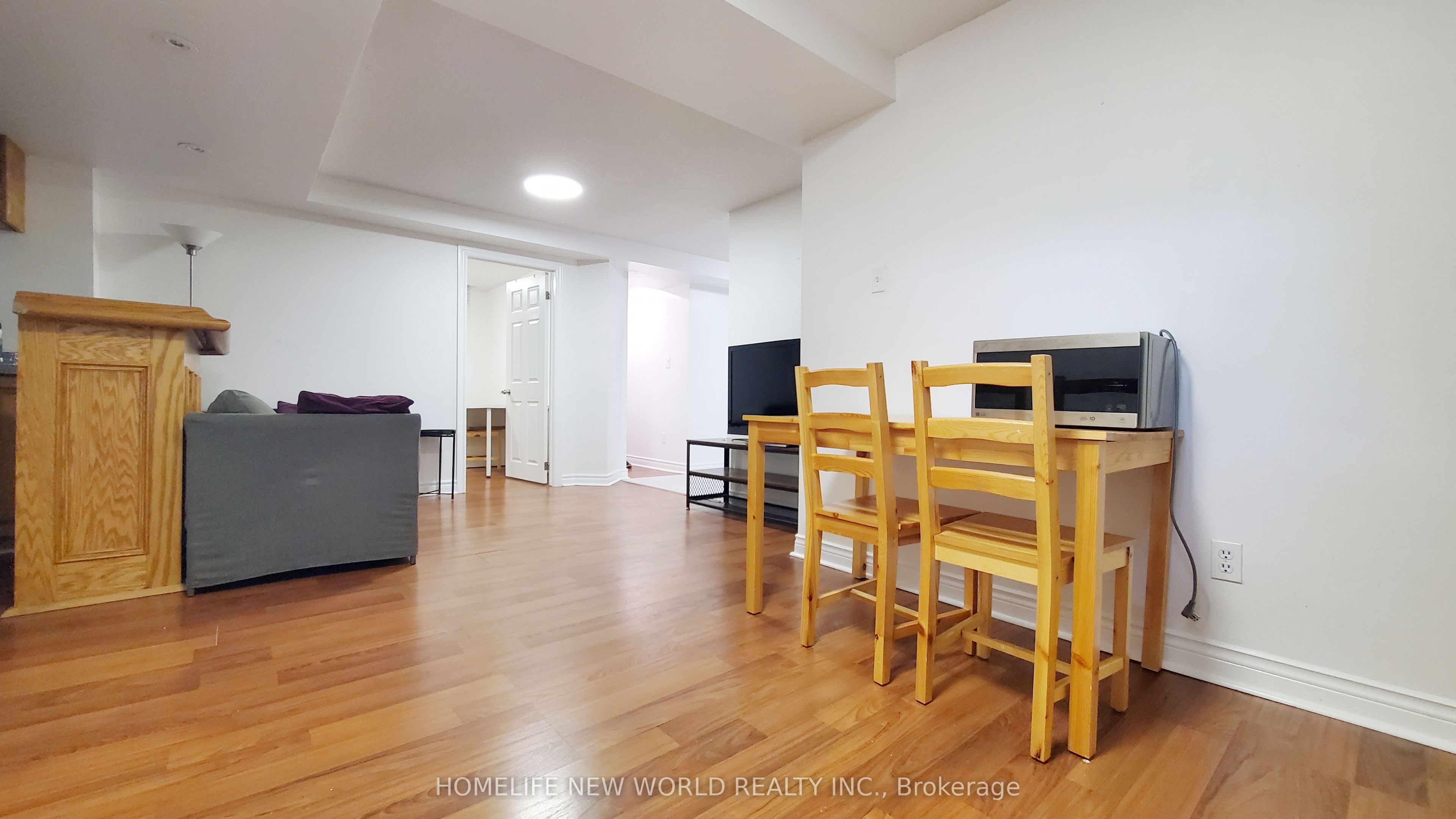4421 Guildwood Way Basement, Mississauga, ON L5R 2B1 photo 4