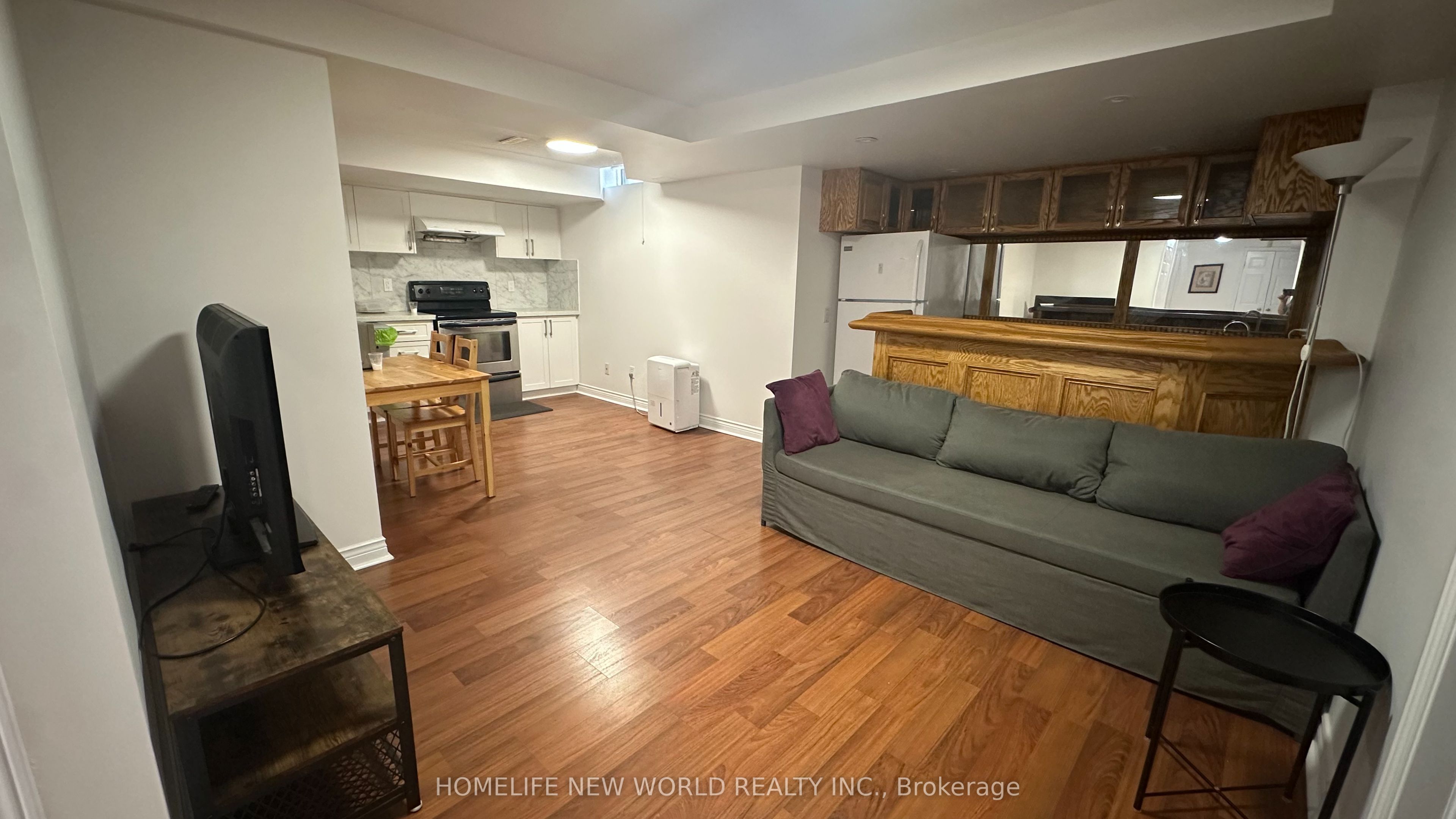 4421 Guildwood Way Basement, Mississauga, ON L5R 2B1 photo 5