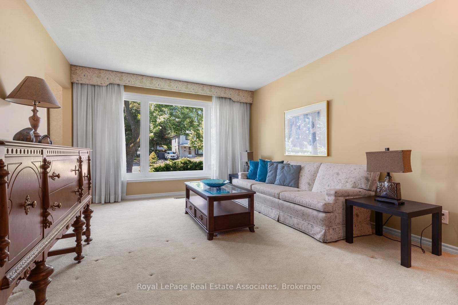 572 Tedwyn Drive, Mississauga, ON L5A 1J9 photo 4