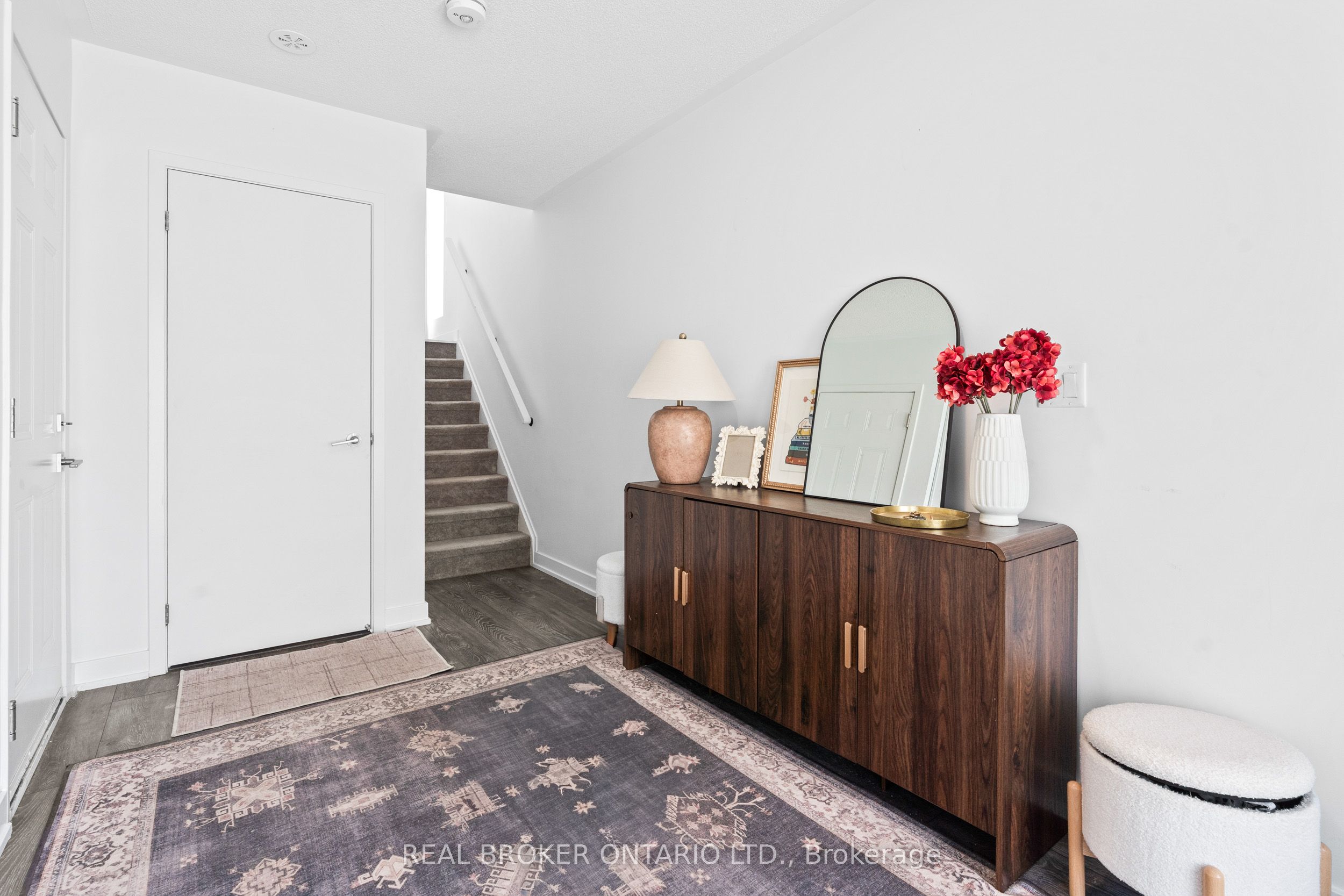 1121 Cooke Boulevard 1, Burlington, ON L7T 0C3 photo 5