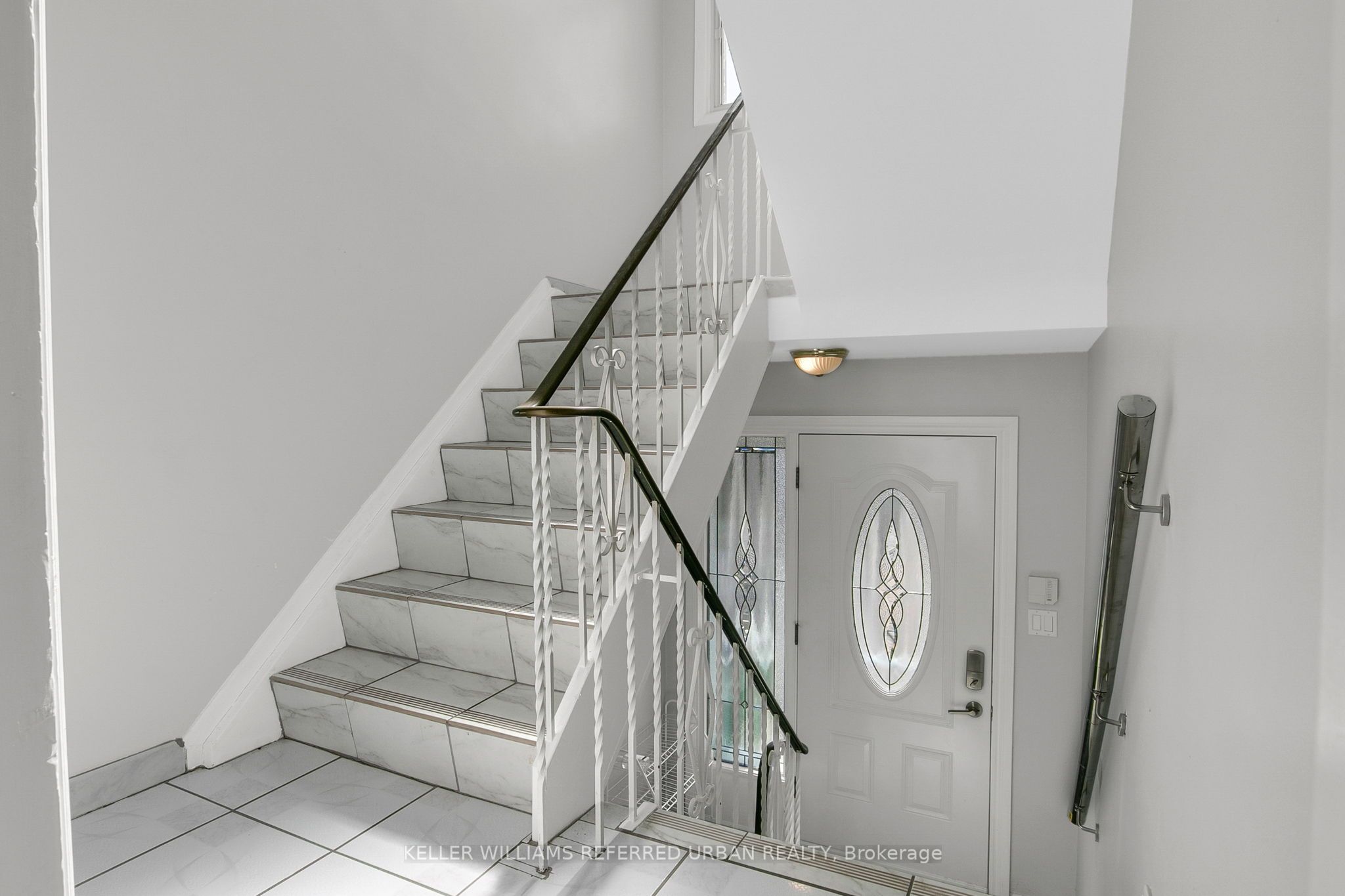 663 Brock Avenue, Toronto, ON M6H 3P1 photo 3